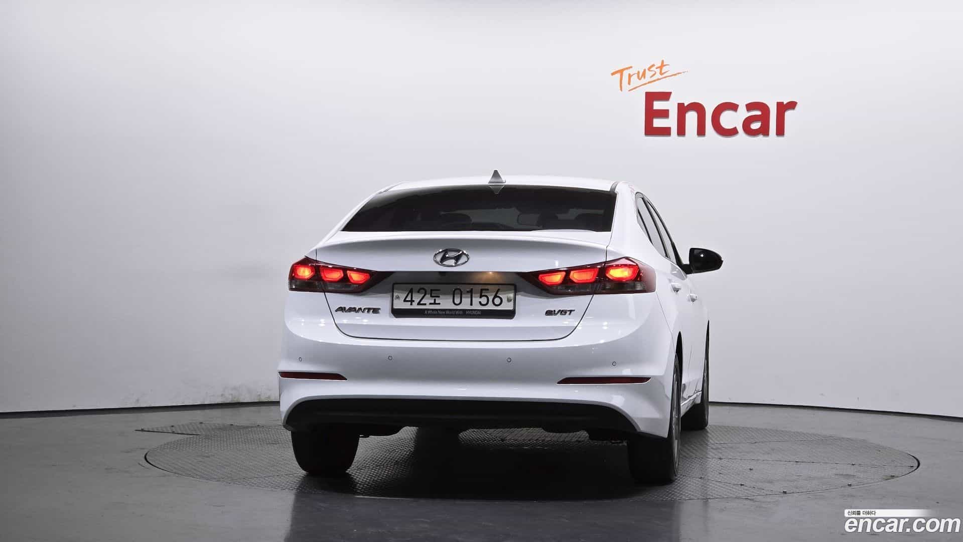 AVANTE Hyundai 2017.0-OUTER-004