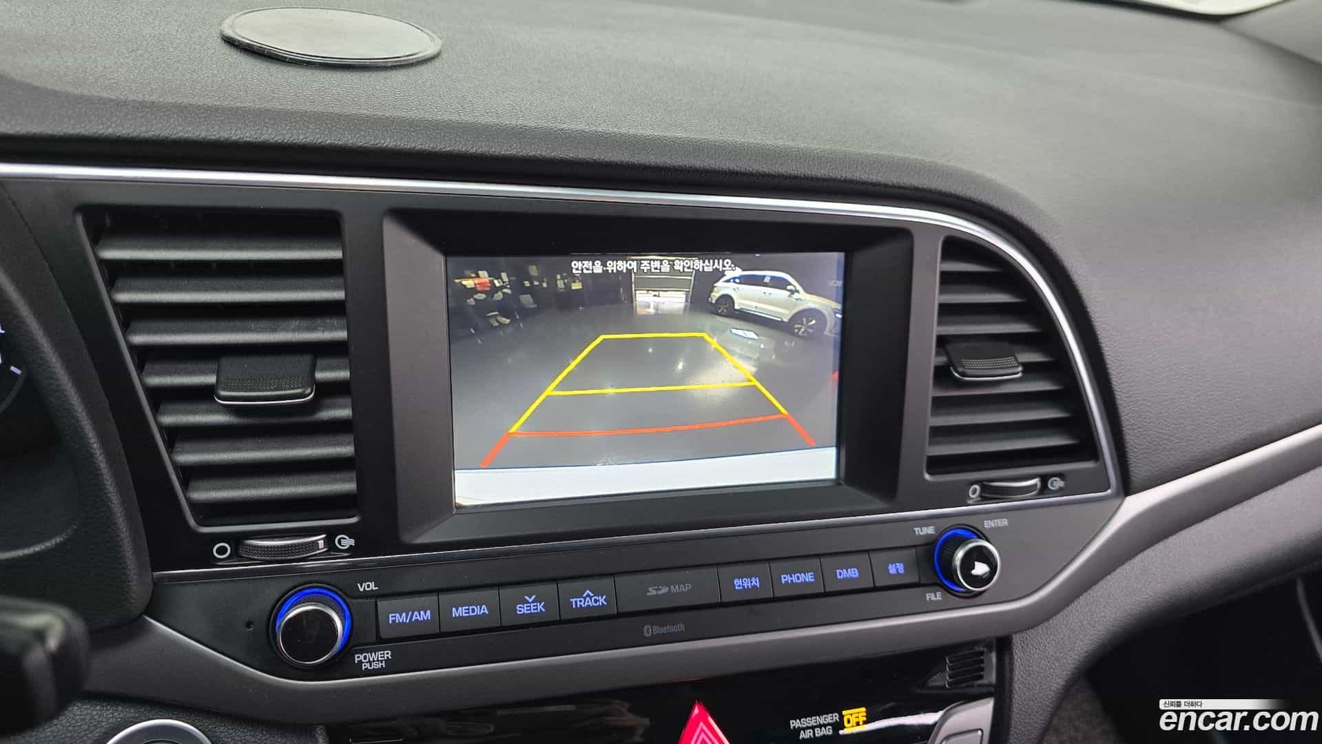 AVANTE Hyundai 2017.0-OPTION-020