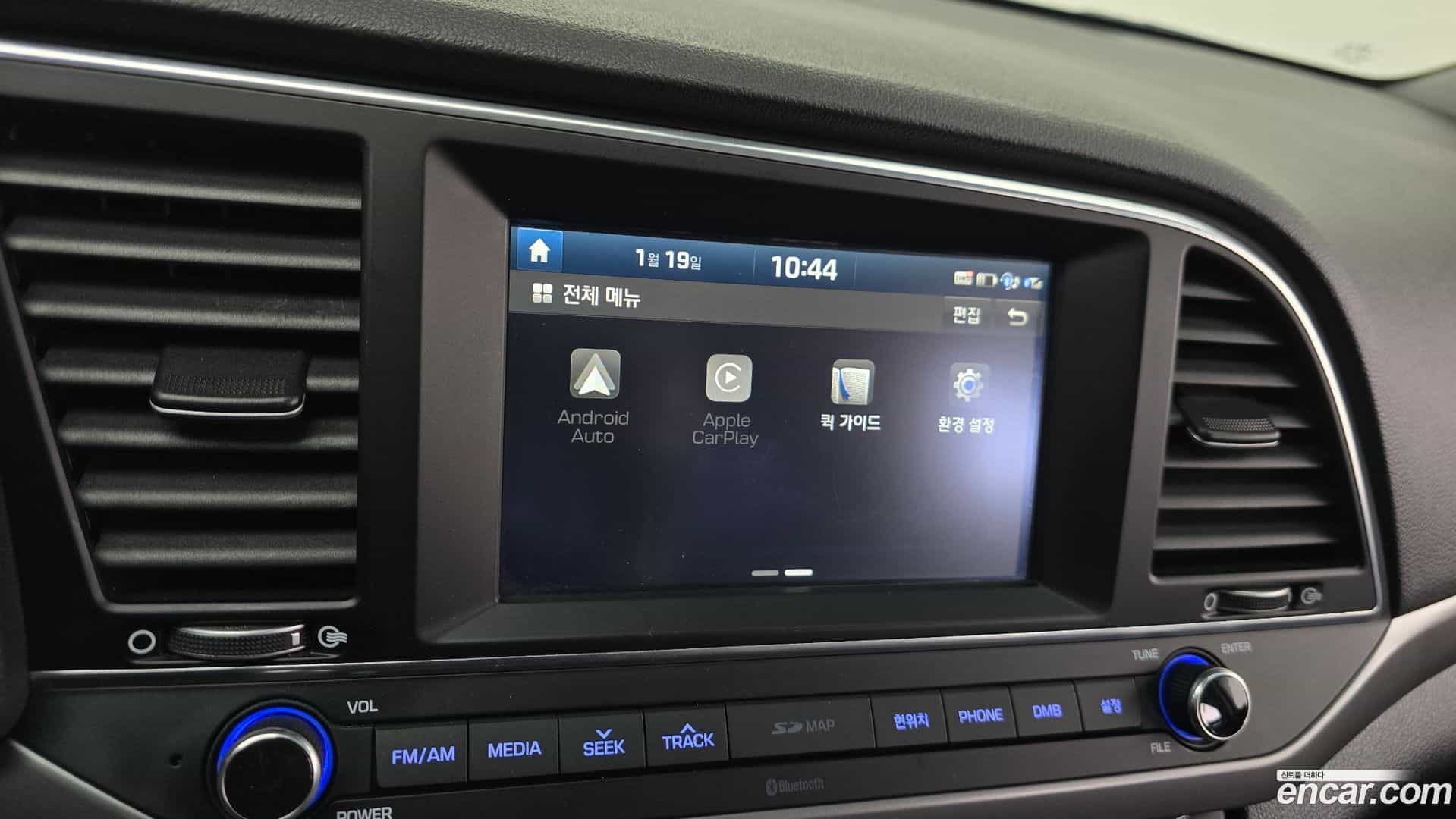 AVANTE Hyundai 2017.0-OPTION-024