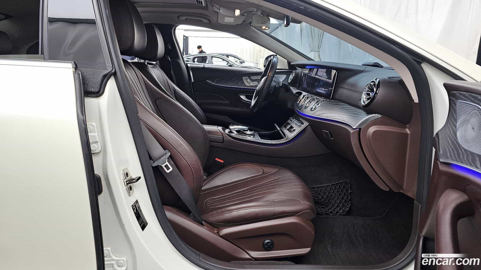 CLS-Class Mercedes-Benz 2019.10-OPTION-015