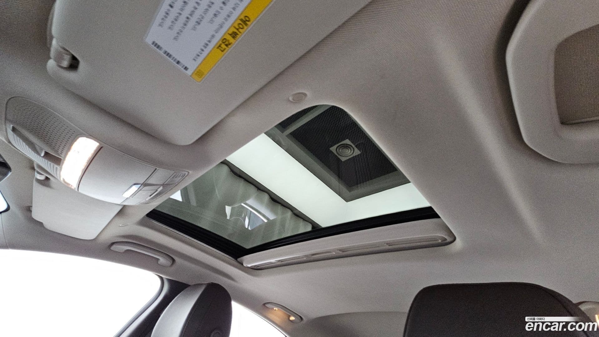 Main__Slider__Photo:CLS-Class Mercedes-Benz 2019.10-17