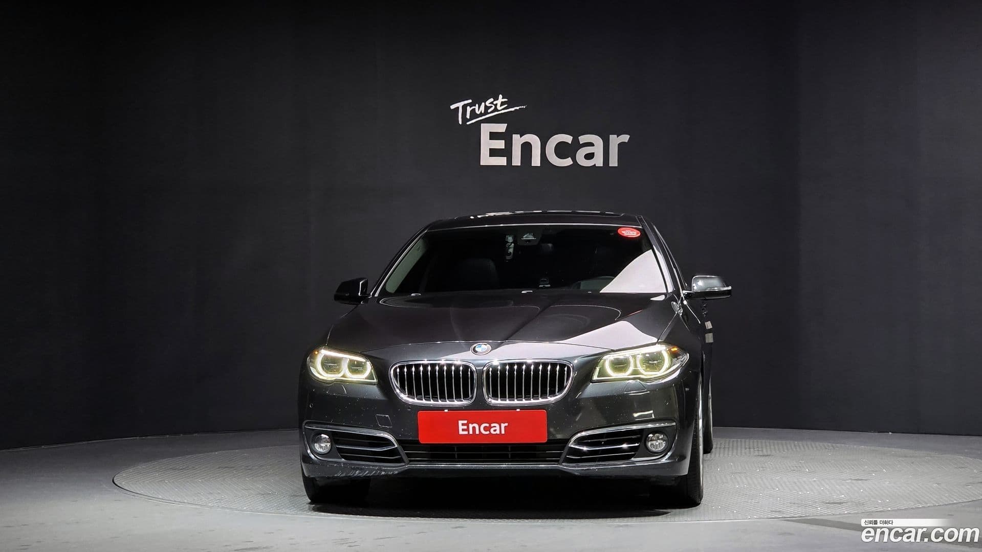 Main__Slider__Photo:5-Series BMW 2013.9-2