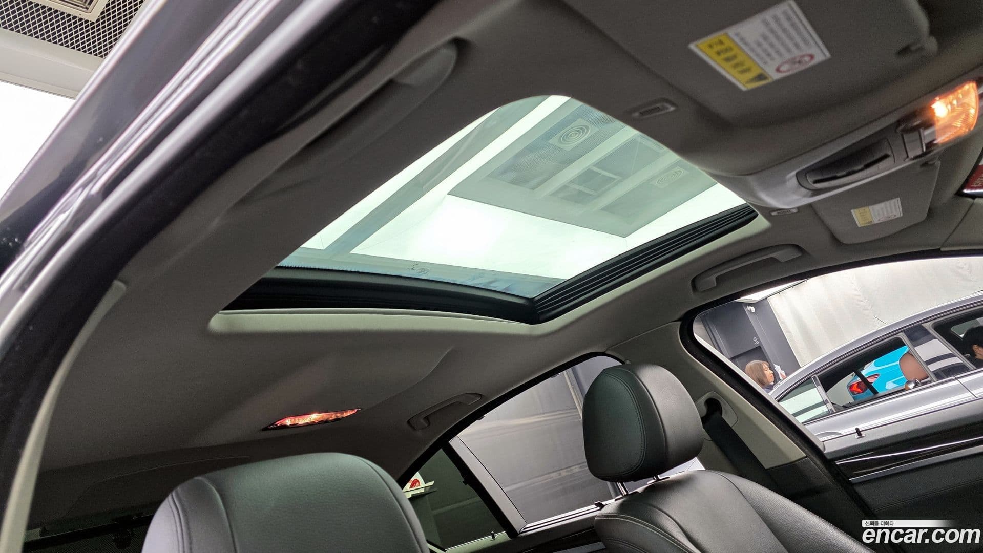 Main__Slider__Photo:5-Series BMW 2013.9-16