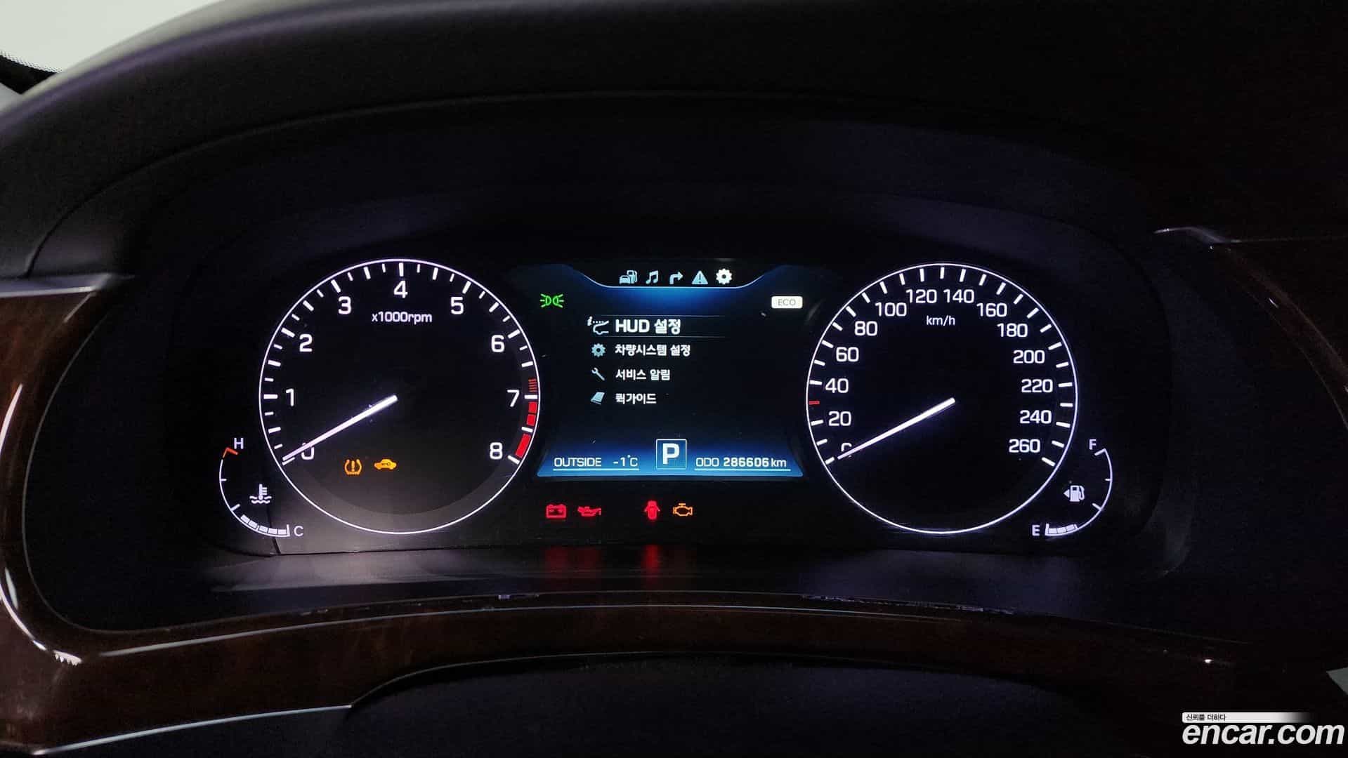 Equus Hyundai 2014.10-INNER-008