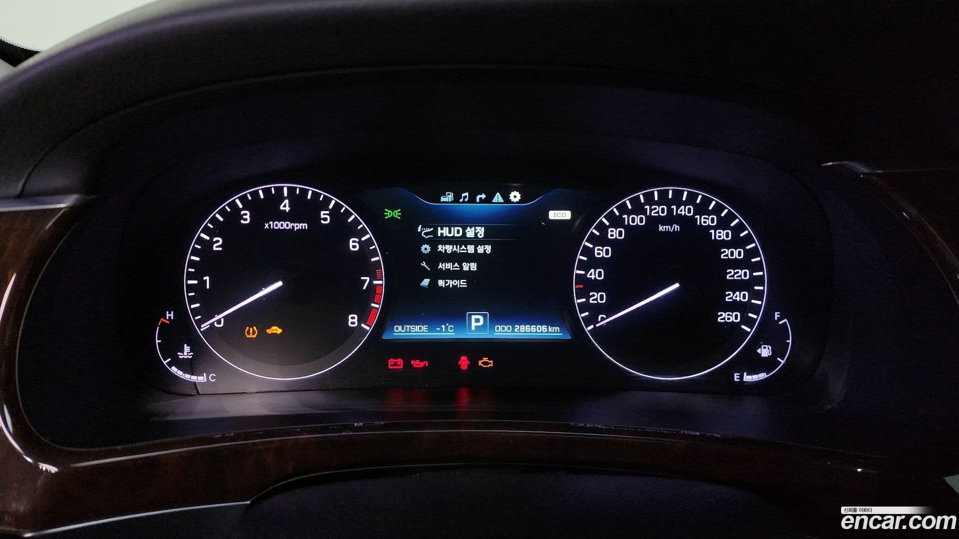 Main__Slider__Photo:Equus Hyundai 2014.10-7