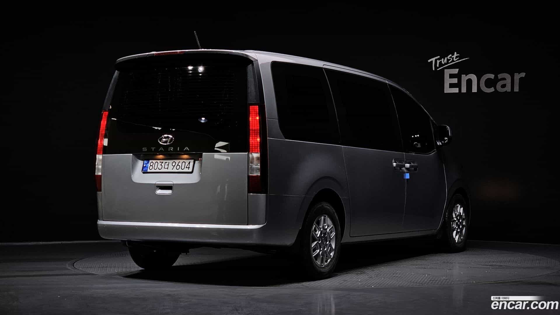 Staria Hyundai 2023.0-OUTER-002