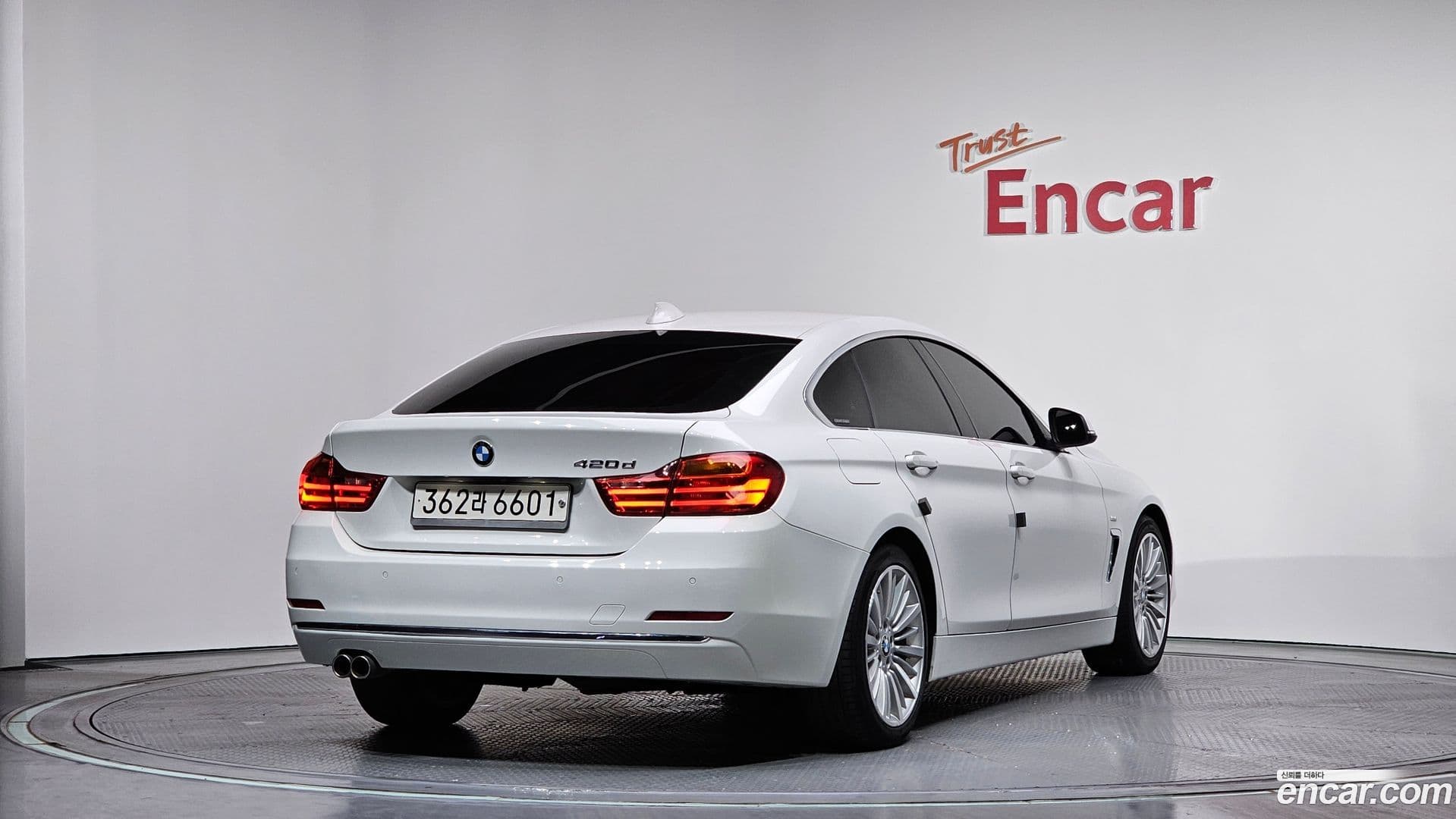 Main__Slider__Photo:4-Series BMW 2016.11-1