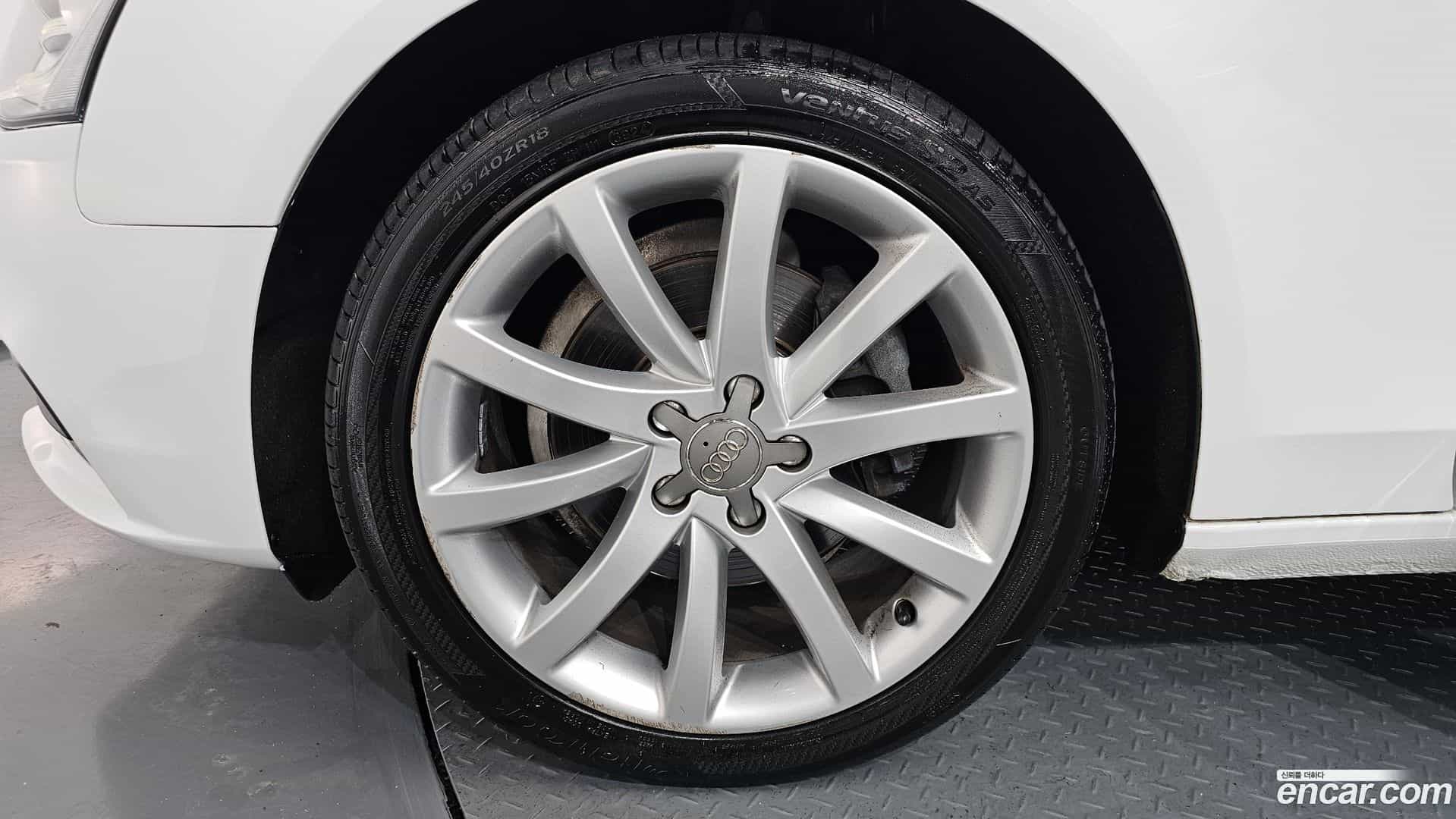 A4 Audi 2015.5-OUTER-005