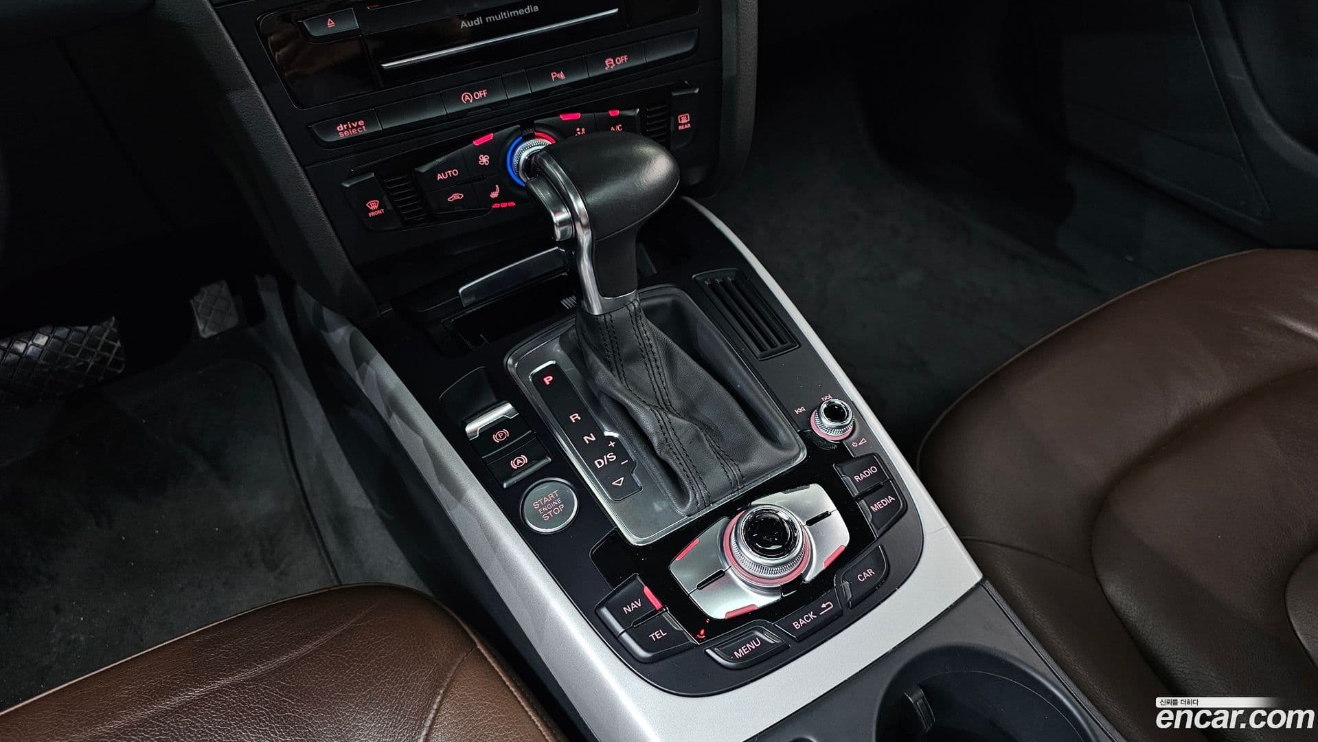 Main__Slider__Photo:A4 Audi 2015.5-8