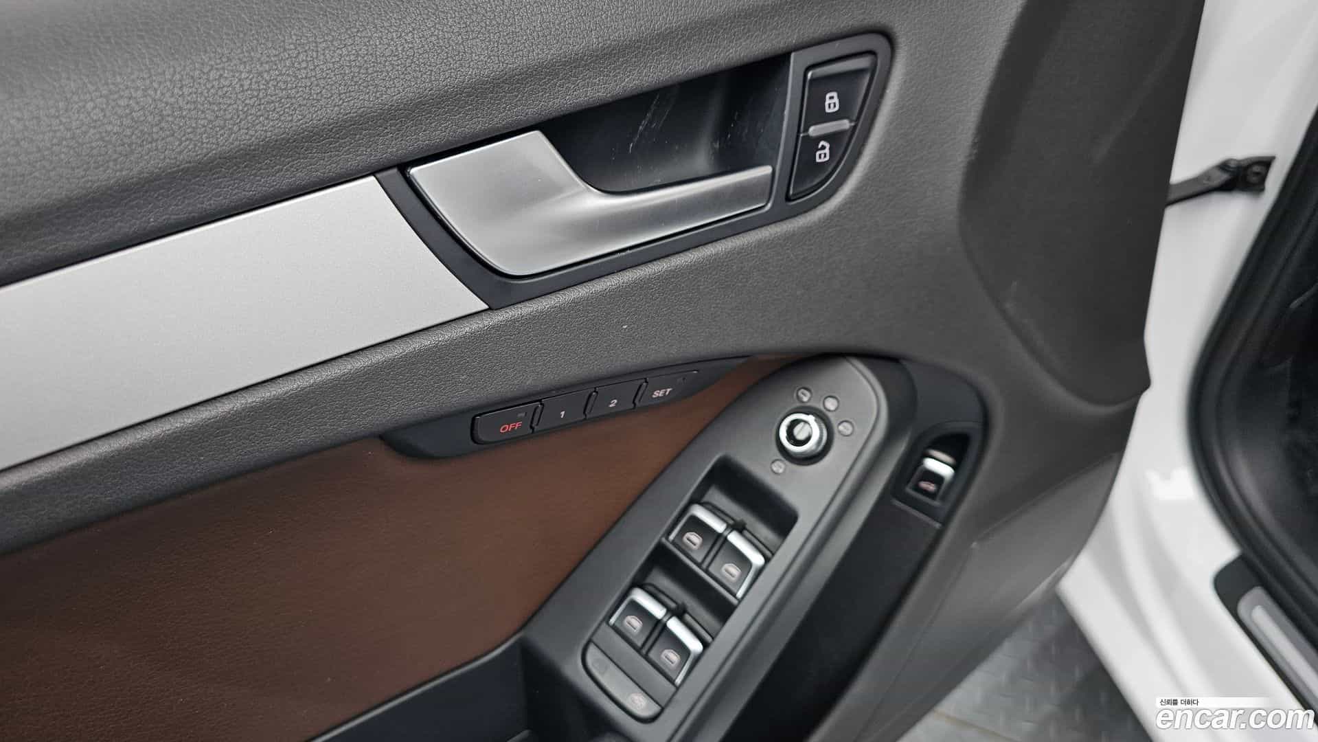 A4 Audi 2015.5-OPTION-020