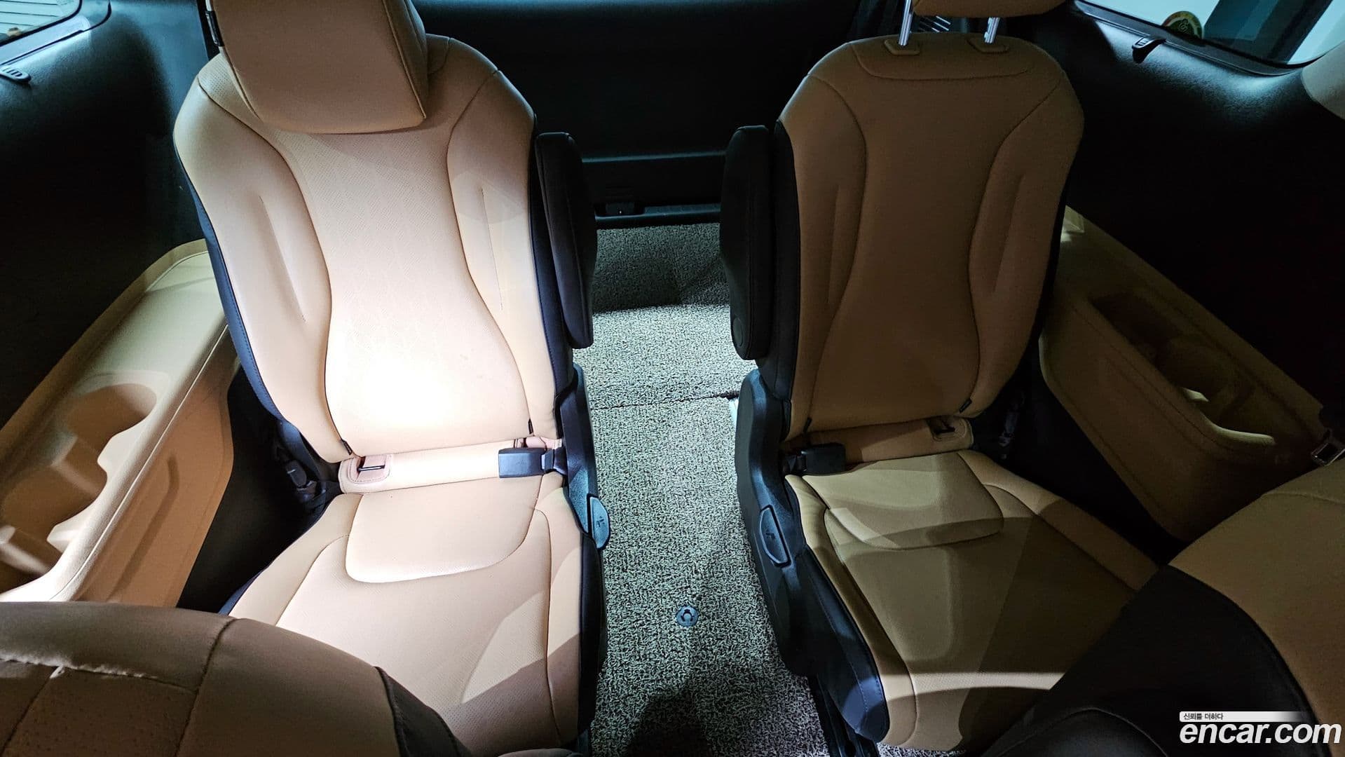 Main__Slider__Photo:Canival Kia 2023.3-11