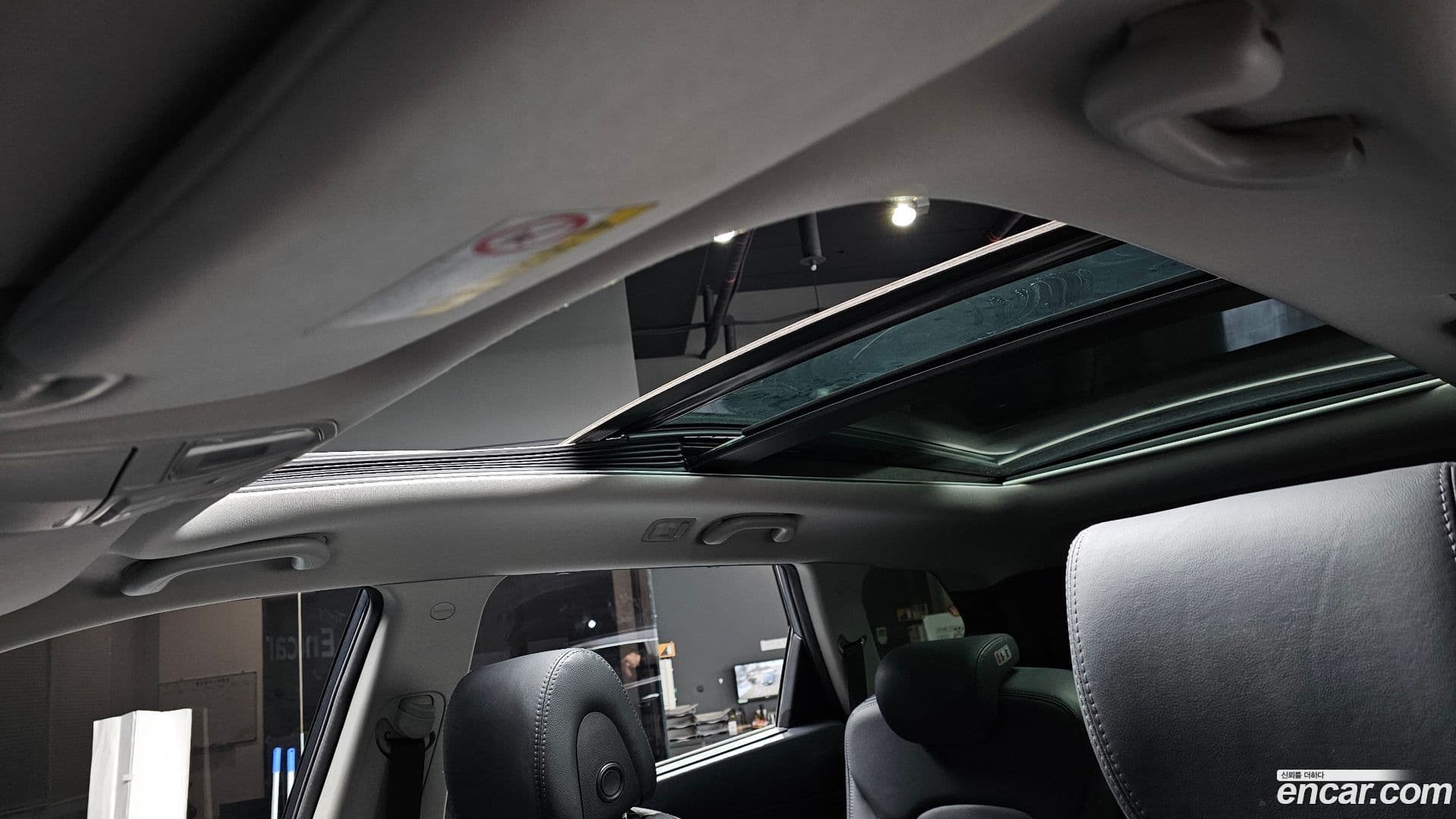 Main__Slider__Photo:Maxcruz Hyundai 2015.2-16