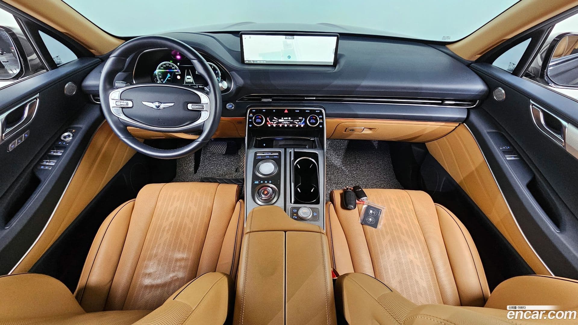 Main__Slider__Photo:GV80 Genesis 2022.4-6