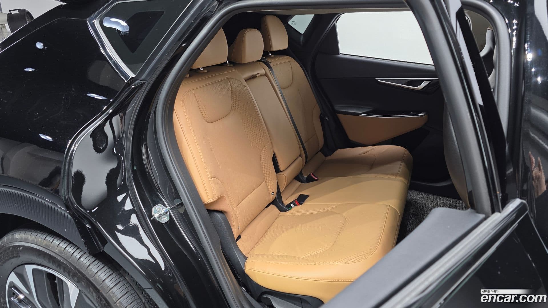 Main__Slider__Photo:EV6 Kia 2022.10-11