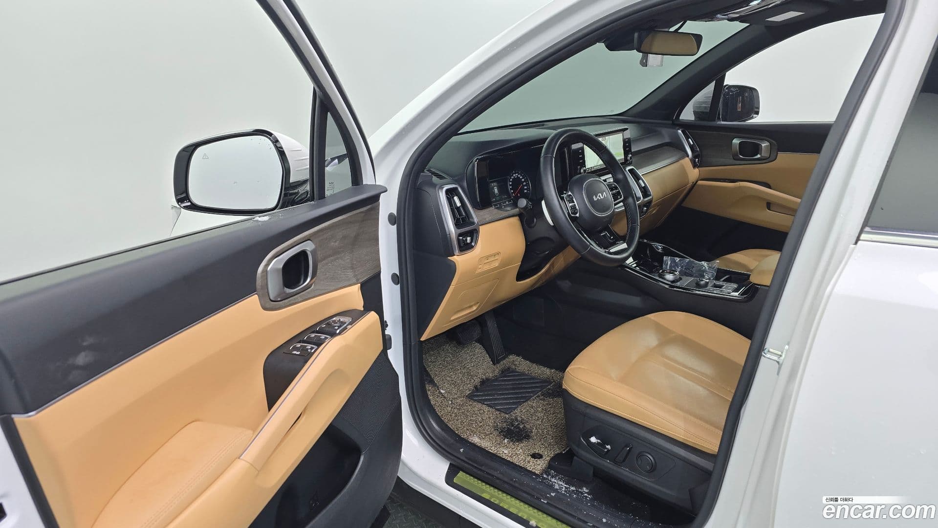 Main__Slider__Photo:Sorento Kia 2022.7-9