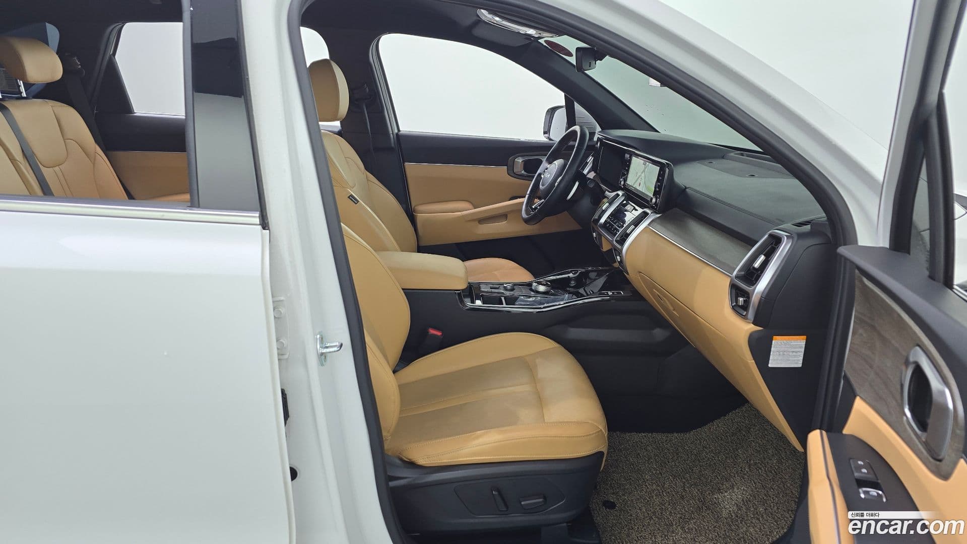 Main__Slider__Photo:Sorento Kia 2022.7-10