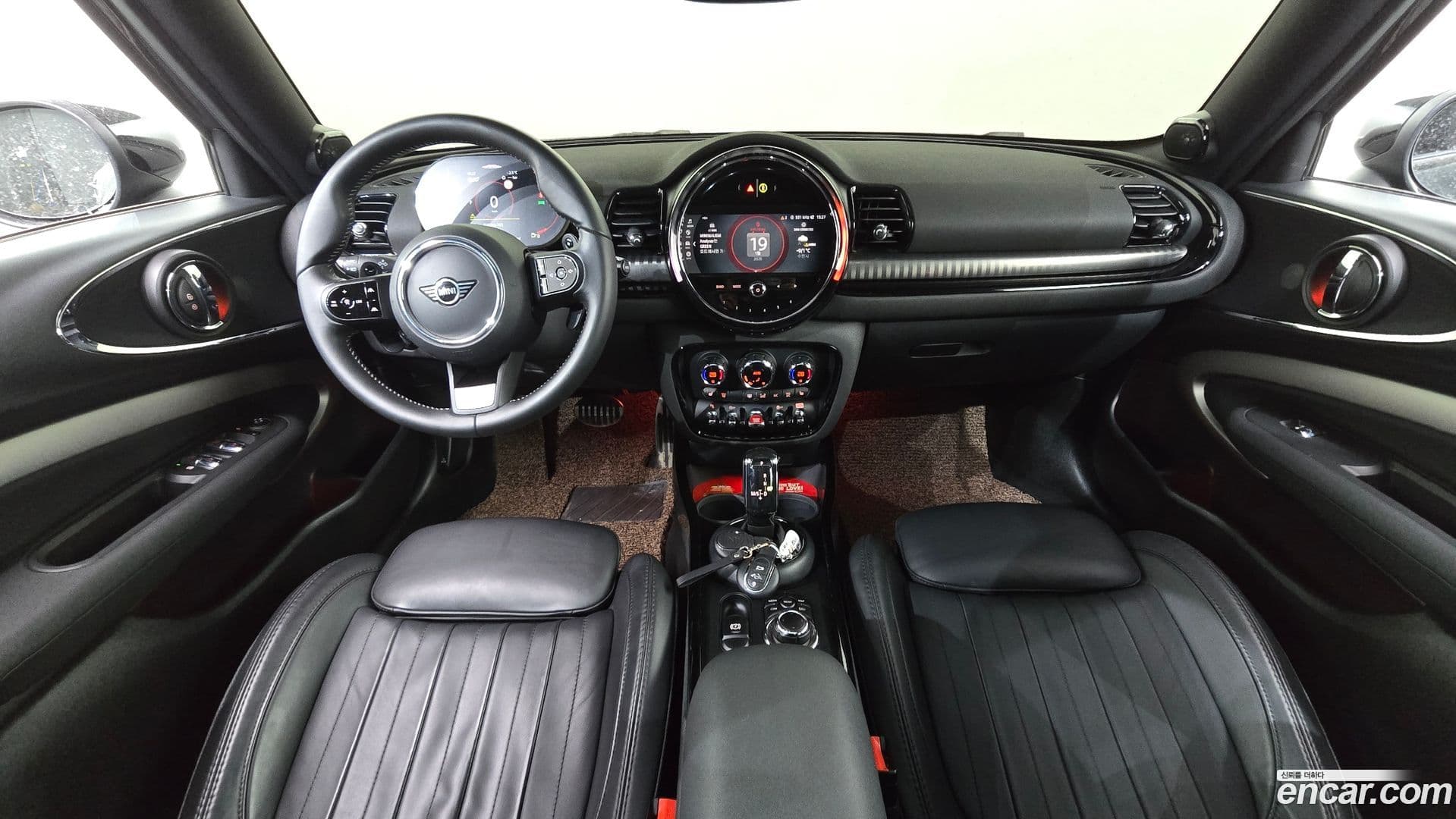 Main__Slider__Photo:Clubman Mini 2023.6-6