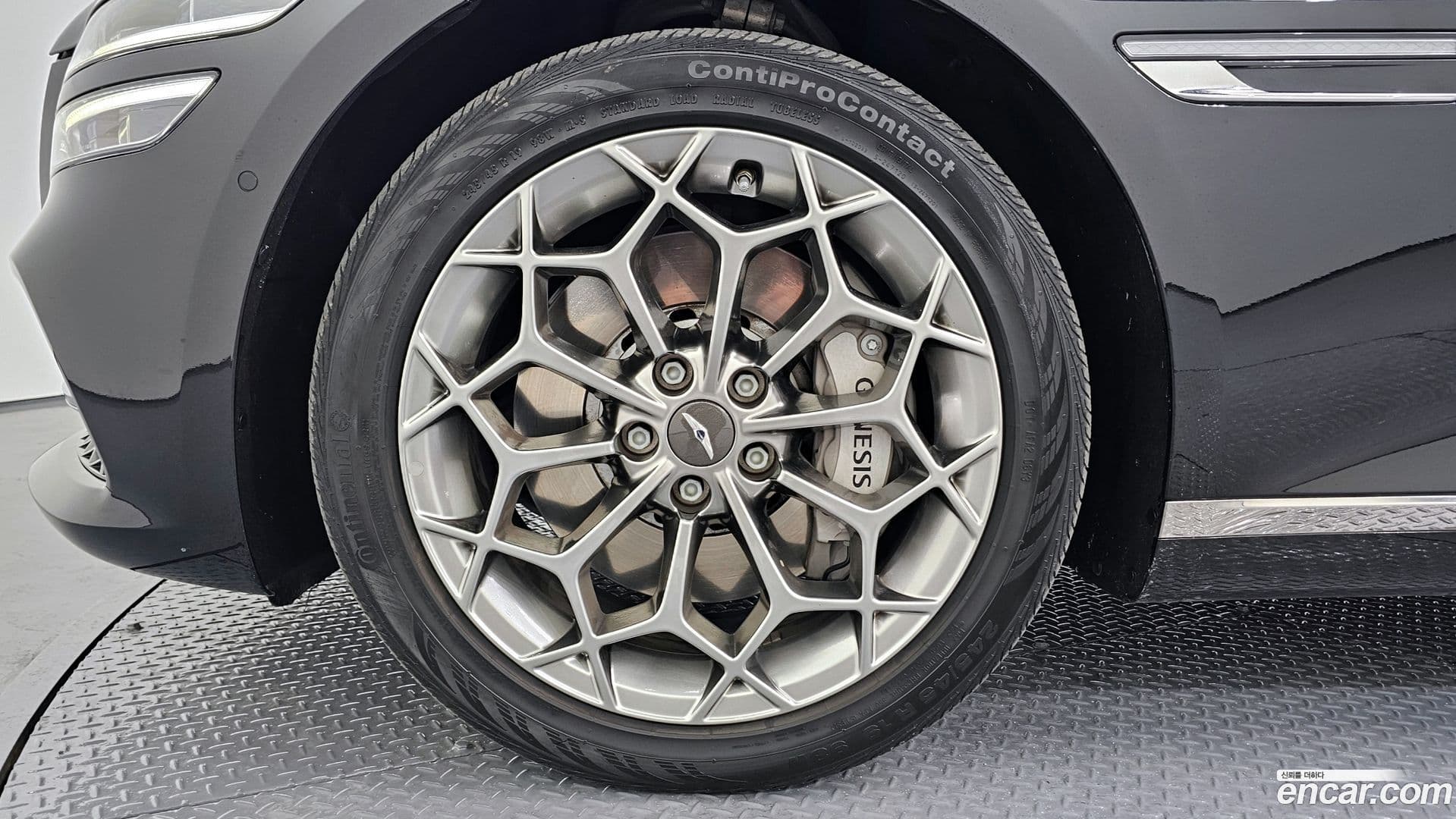 Main__Slider__Photo:G80 Genesis 2022.10-4