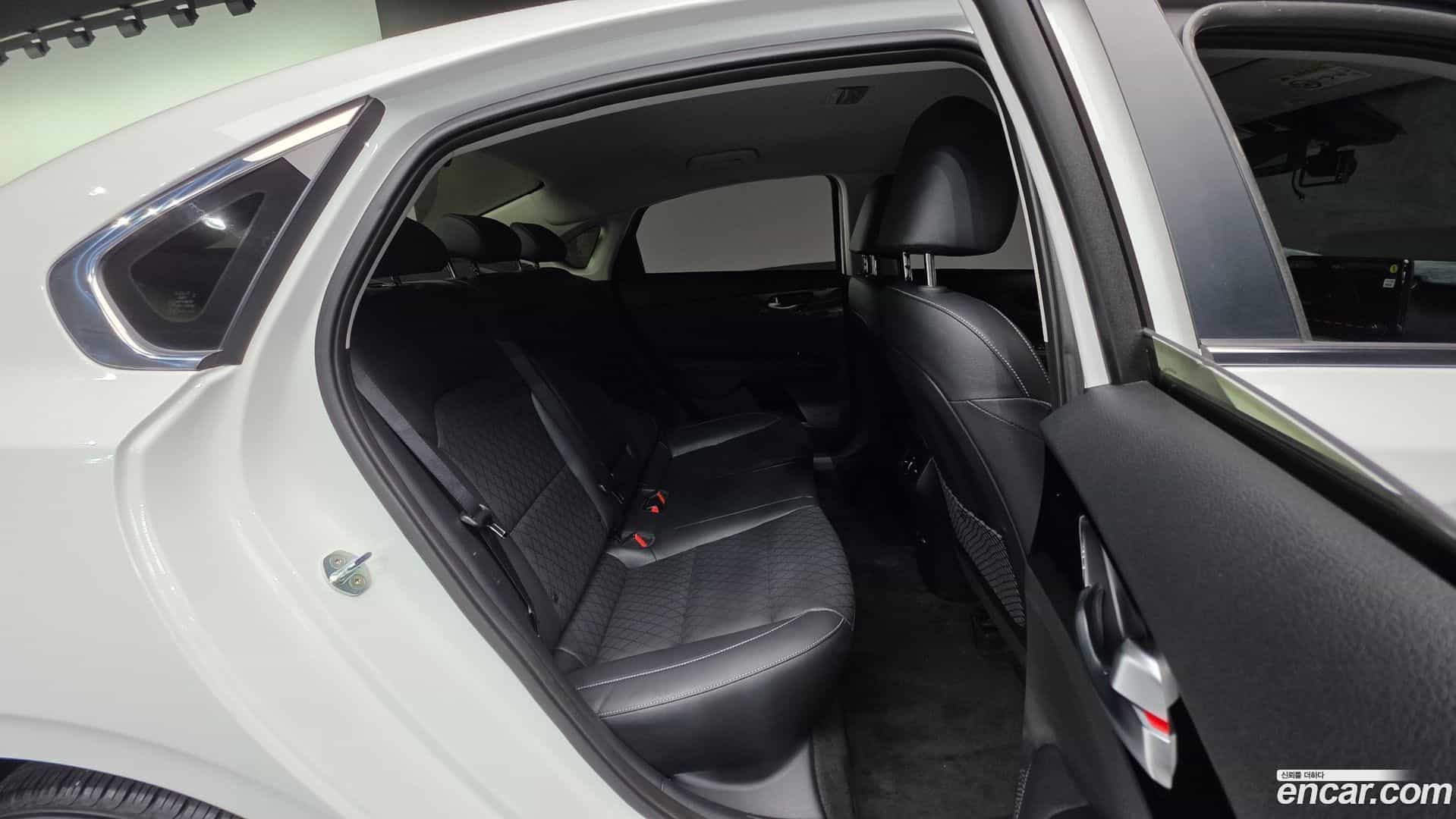 K3 Kia 2022.8-OPTION-023