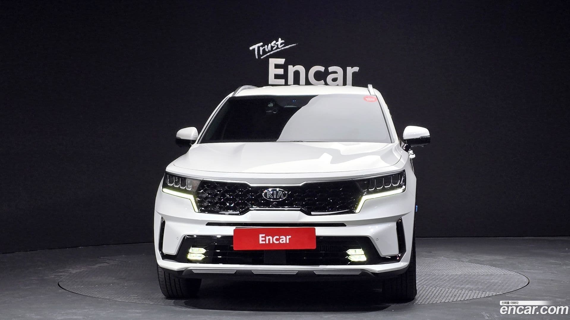 Main__Slider__Photo:Sorento Kia 2021.0-2