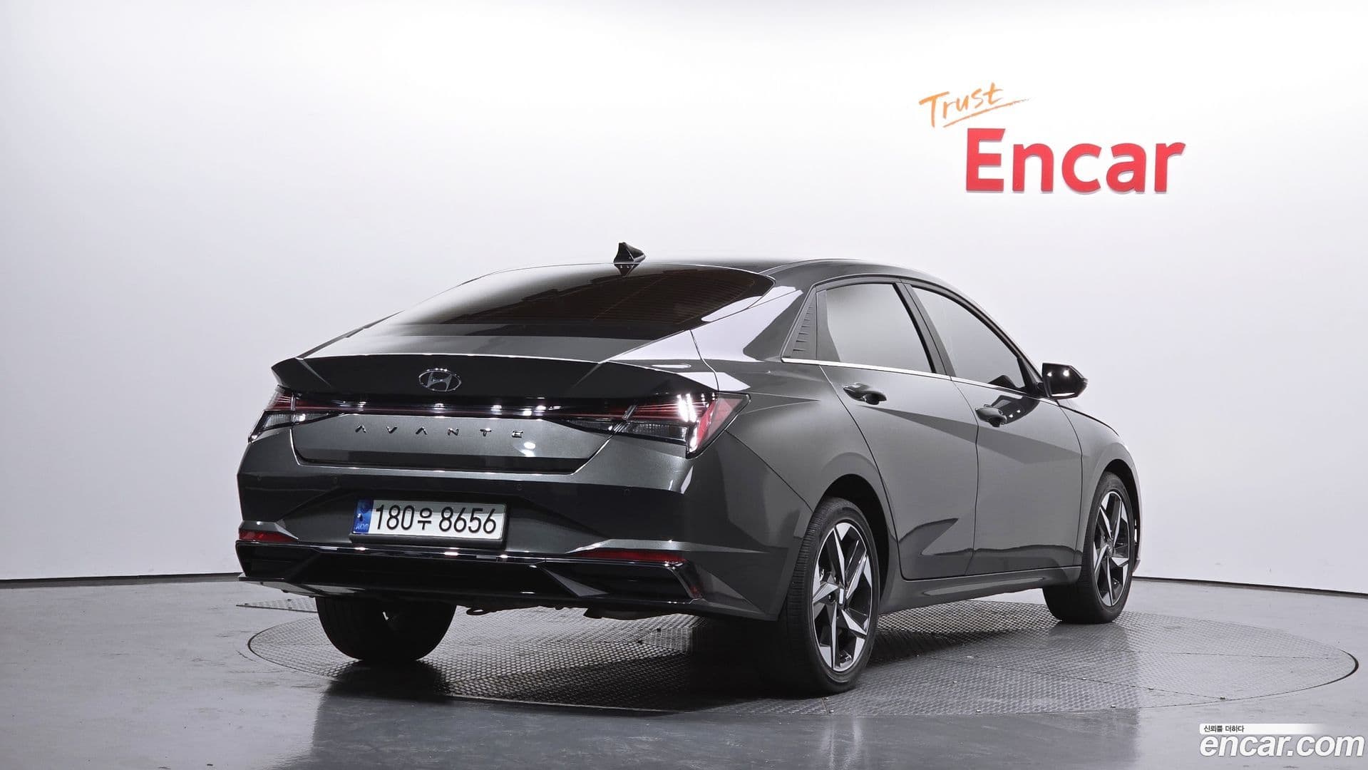 Main__Slider__Photo:AVANTE Hyundai 2021.0-1