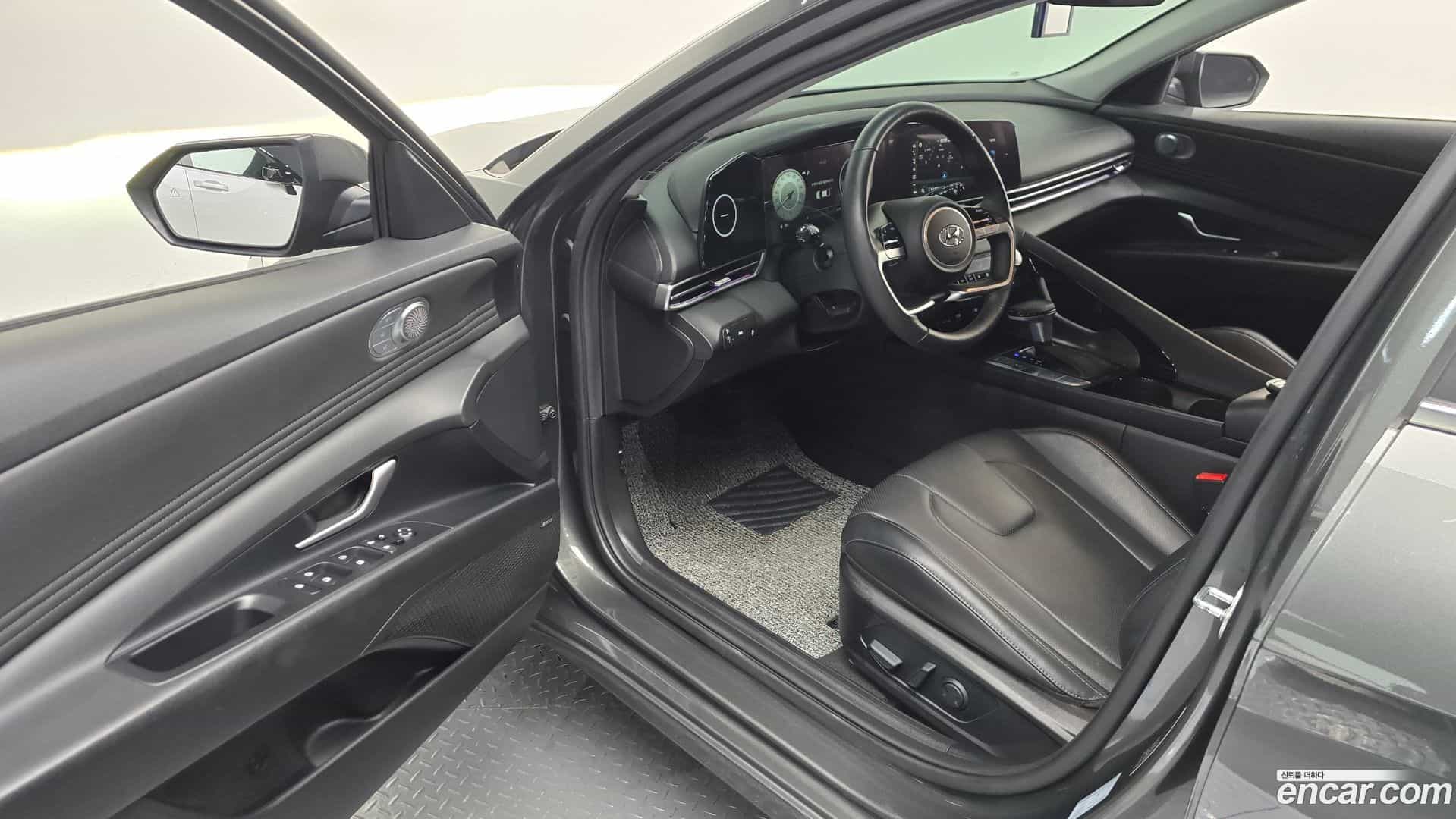 AVANTE Hyundai 2021.0-OPTION-015