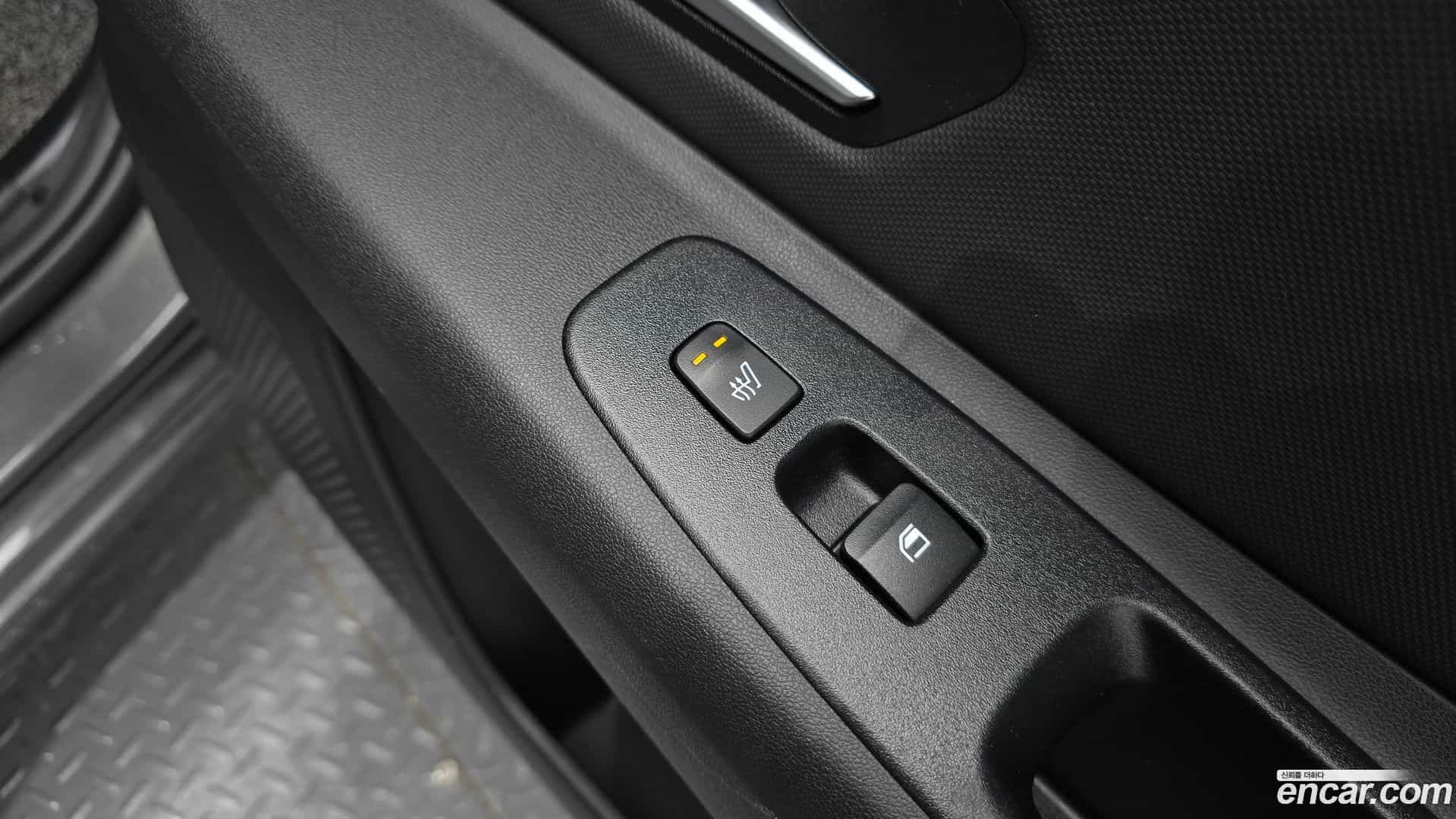 AVANTE Hyundai 2021.0-OPTION-022