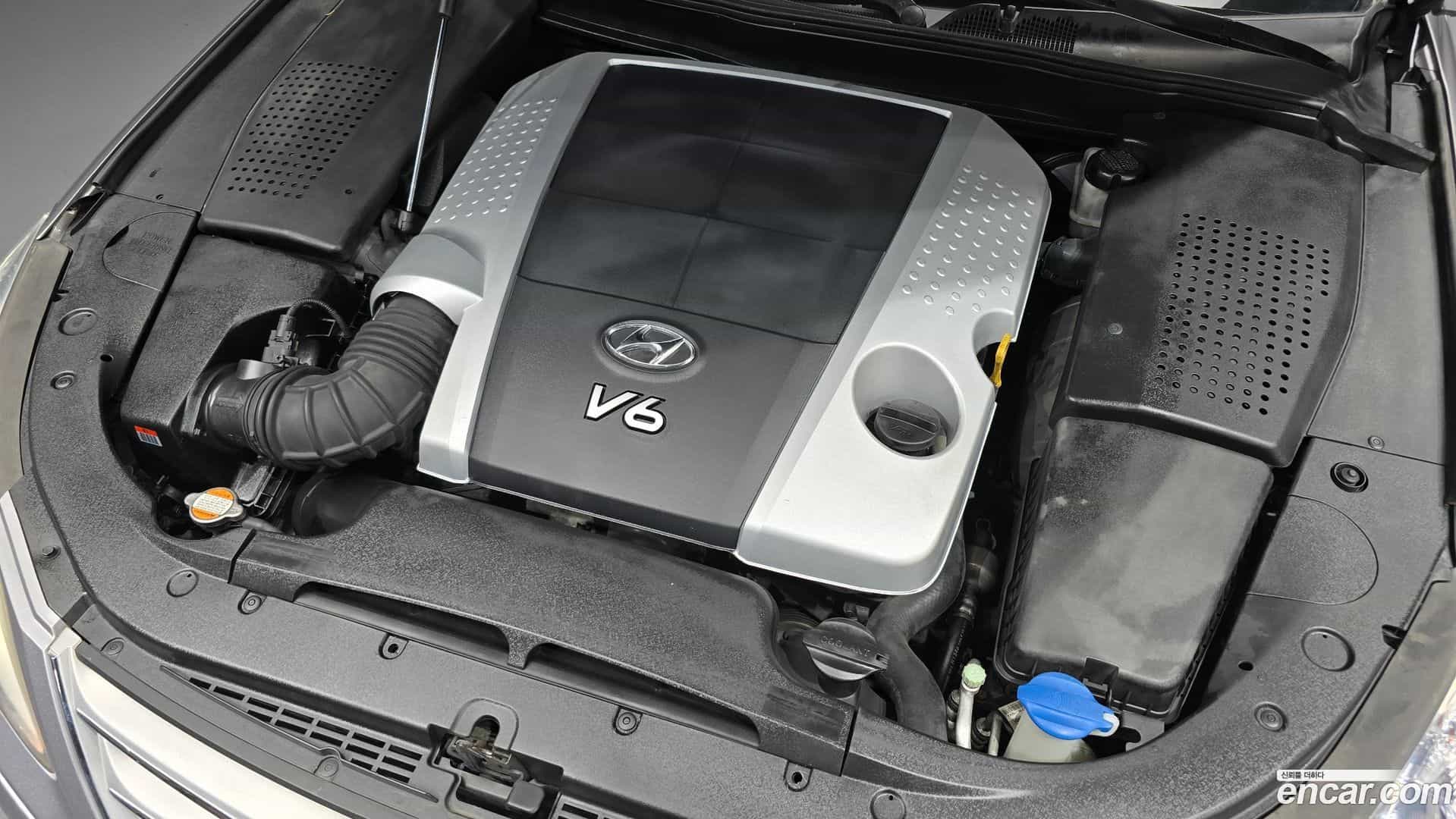 Genesis Hyundai 2010.2-INNER-006