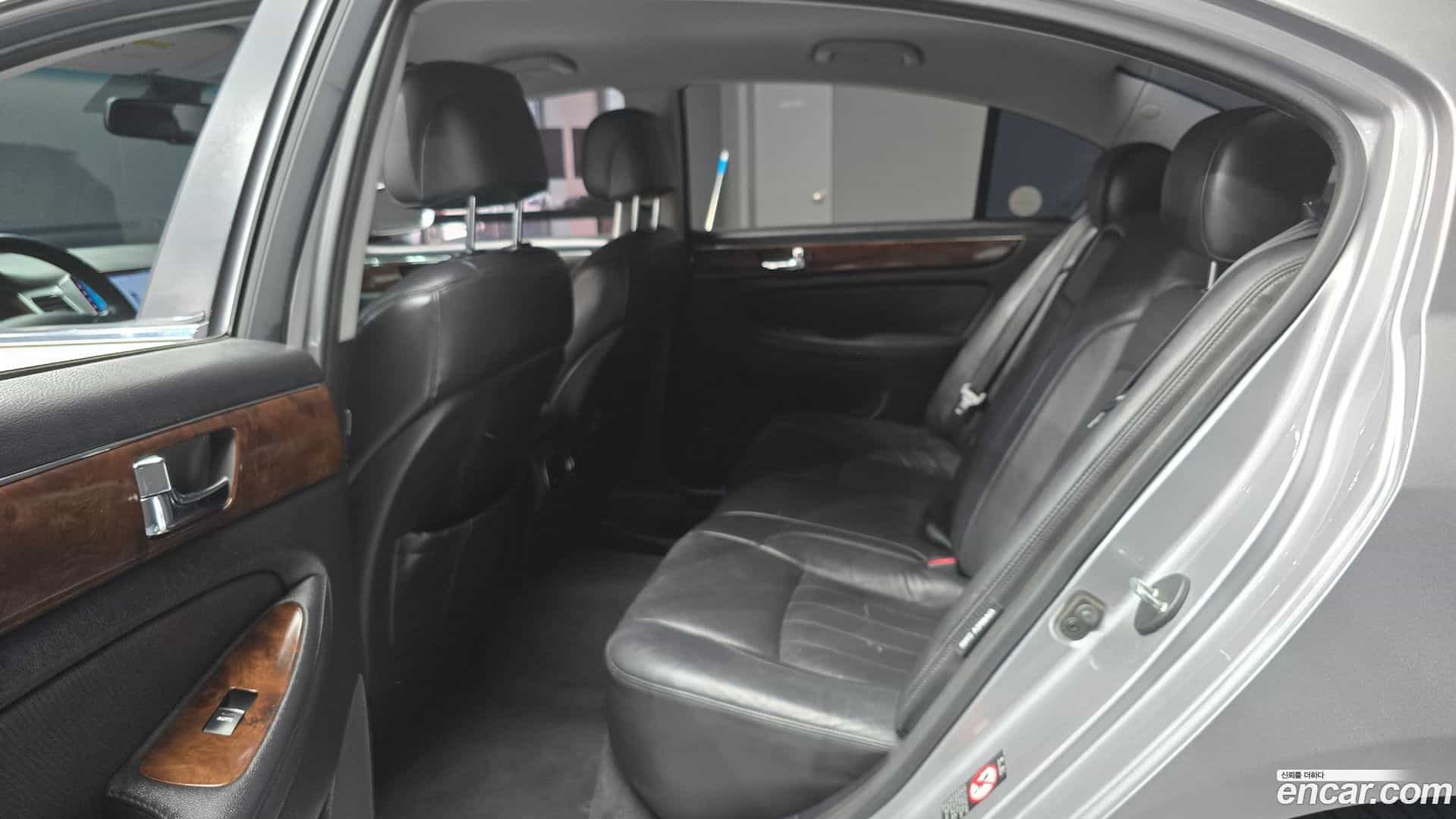 Genesis Hyundai 2010.2-OPTION-017