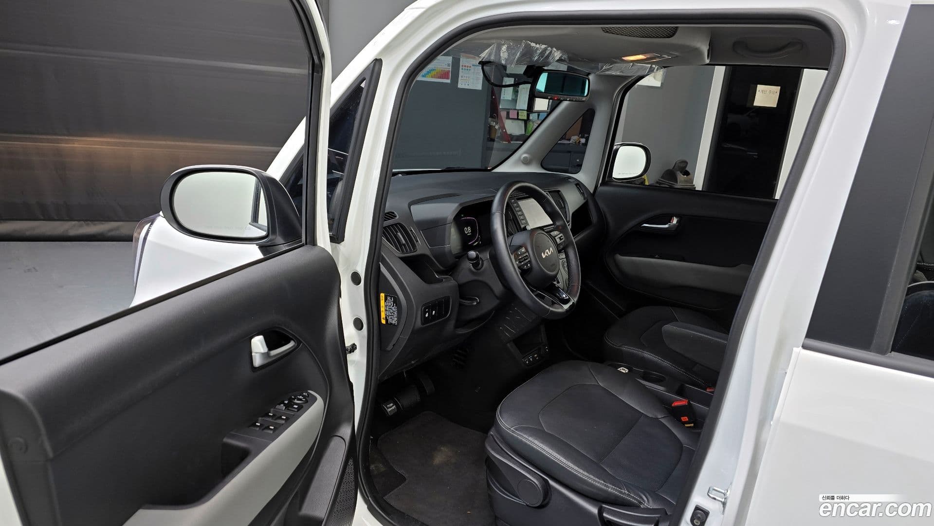 Main__Slider__Photo:RAY Kia 2024.2-9