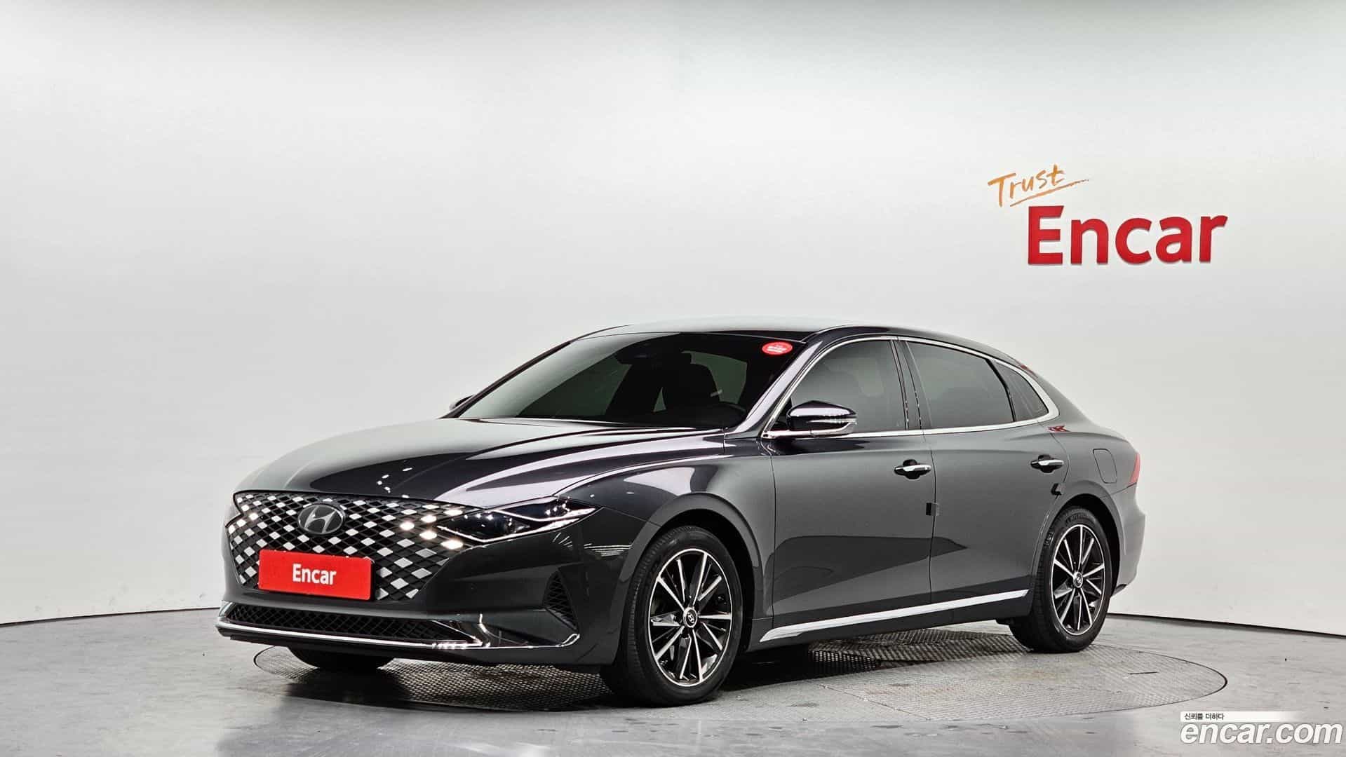 Grandeur Hyundai 2021.2-OUTER-001