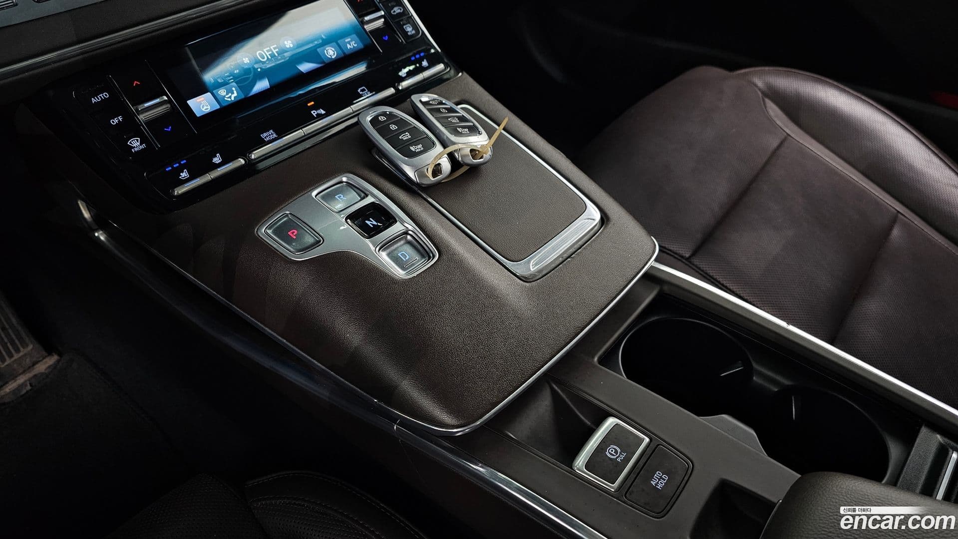 Main__Slider__Photo:Grandeur Hyundai 2021.2-8