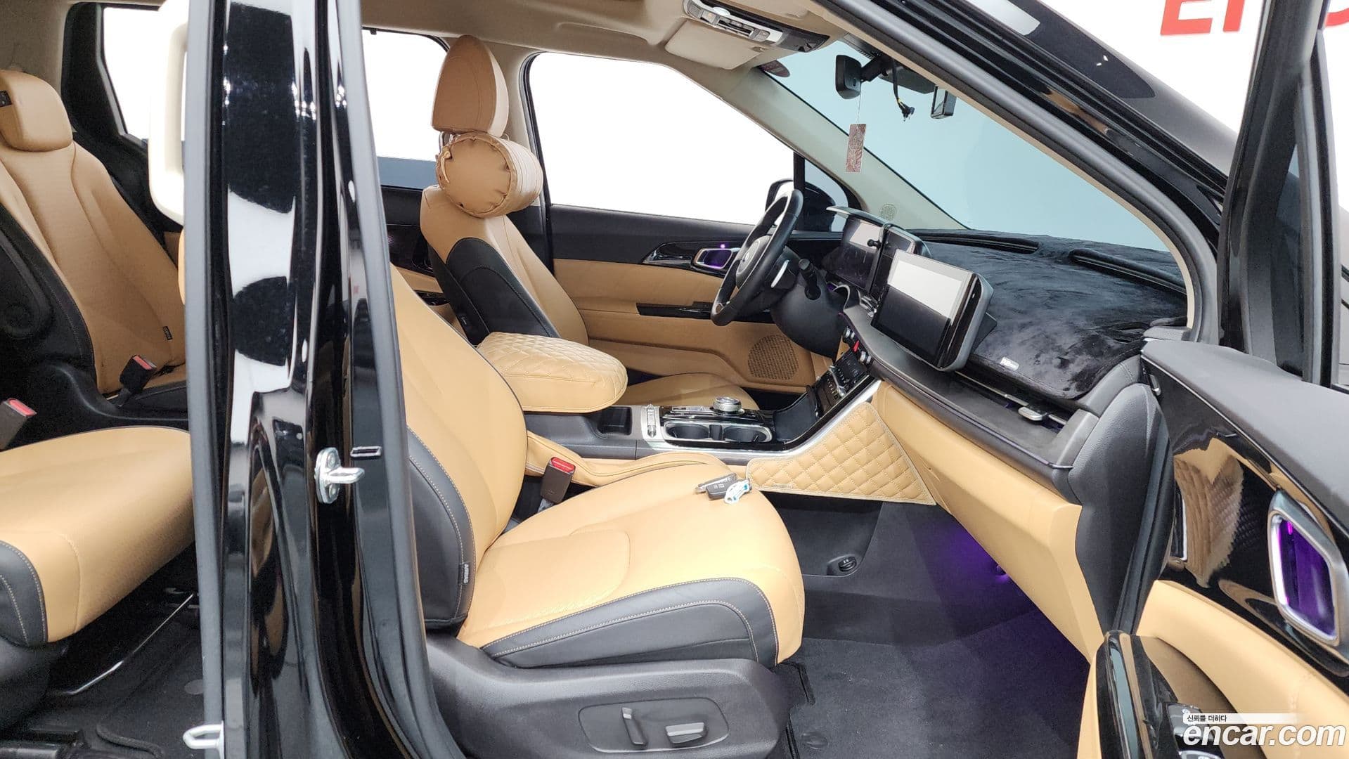 Main__Slider__Photo:Canival Kia 2021.3-10