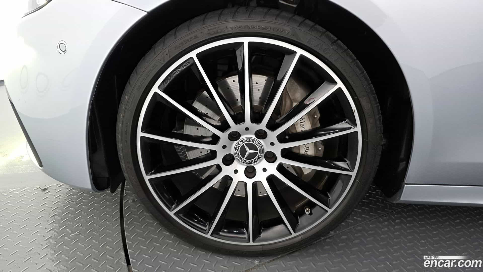 E-Class Mercedes-Benz 2023.10-OUTER-005