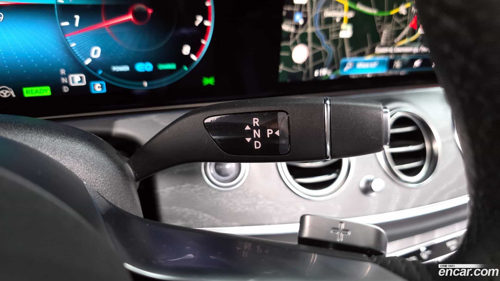 E-Class Mercedes-Benz 2023.10-INNER-009