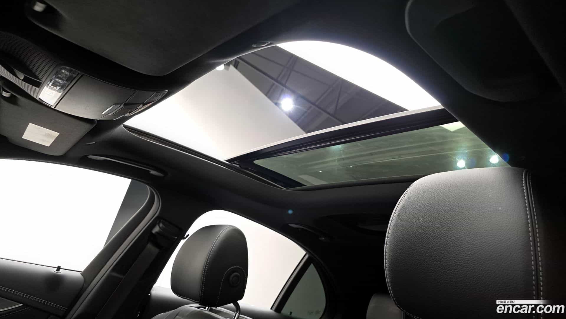 E-Class Mercedes-Benz 2023.10-OPTION-022