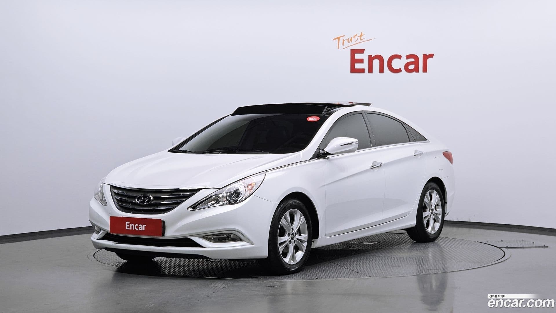 Main__Slider__Photo:Sonata Hyundai 2012.1-0