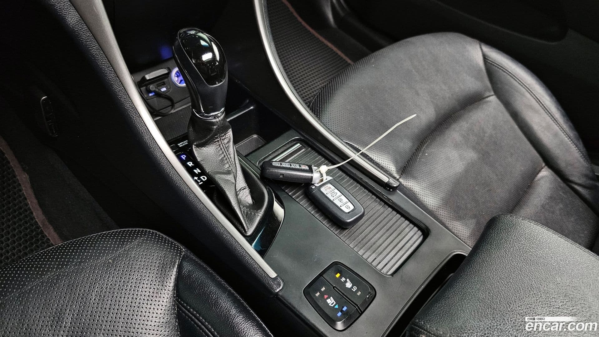 Main__Slider__Photo:Sonata Hyundai 2012.1-8