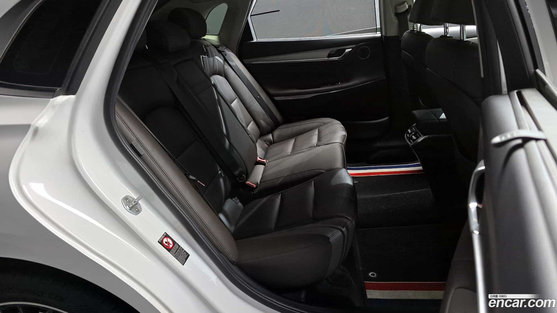 Grandeur Hyundai 2020.6-OPTION-016