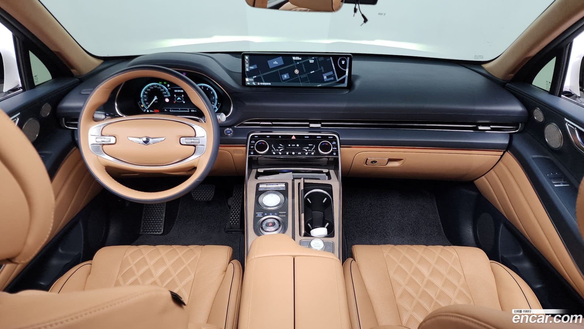 Main__Slider__Photo:GV80 Genesis 2022.9-6