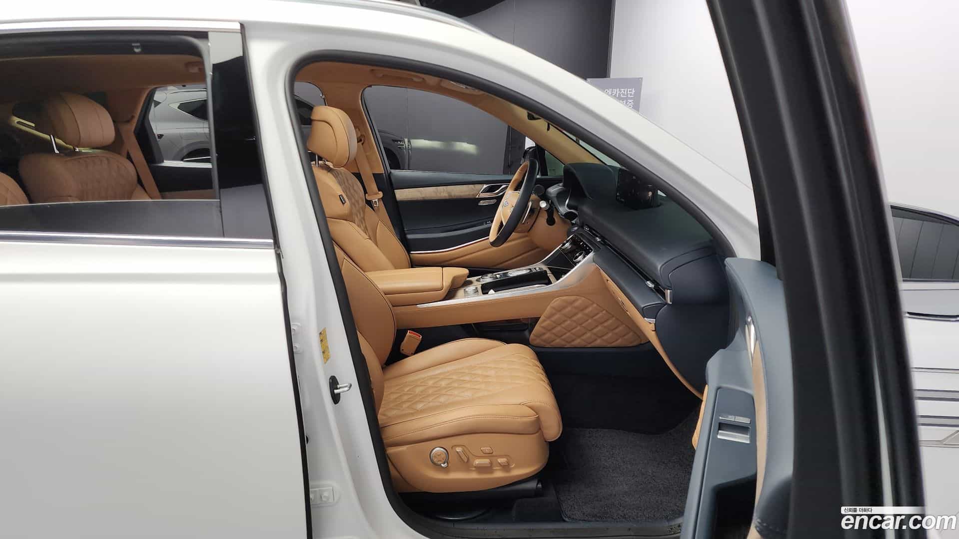 GV80 Genesis 2022.9-INNER-010