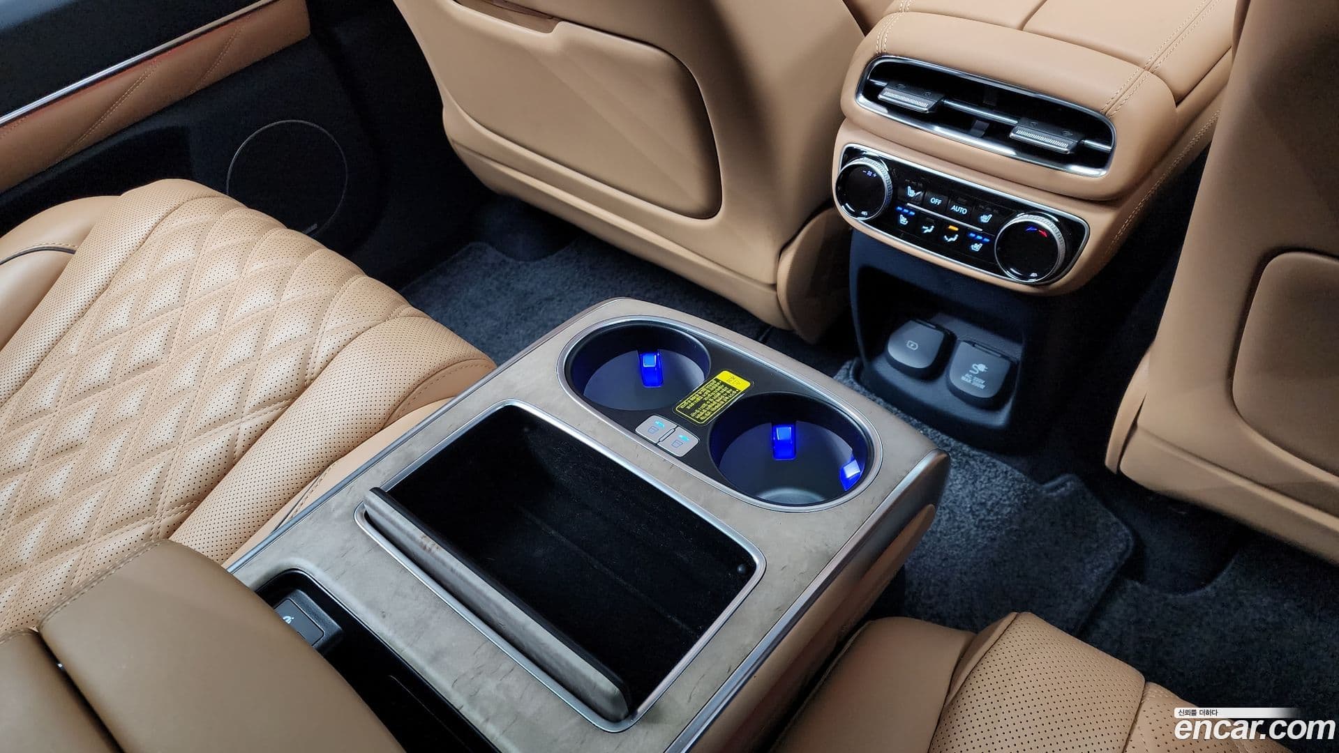 Main__Slider__Photo:GV80 Genesis 2022.9-18