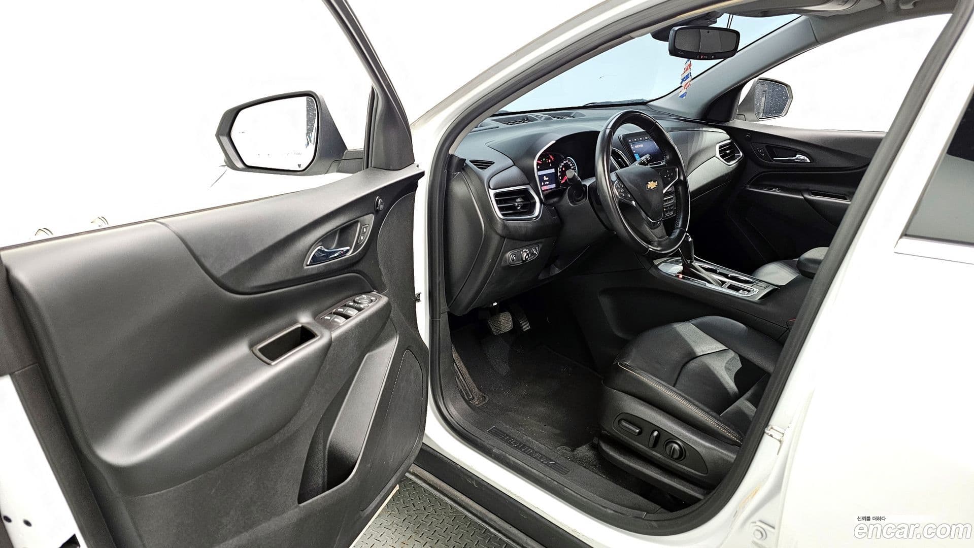 Main__Slider__Photo:Equinox ChevroletGMDaewoo 2020.5-9