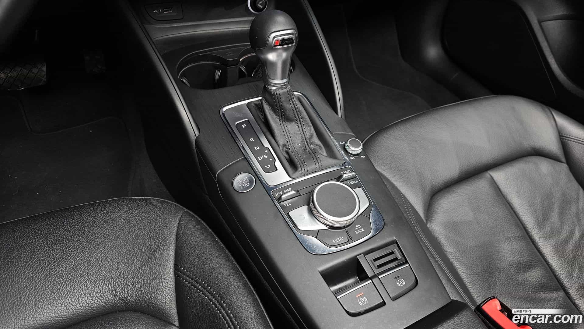 A3 Audi 2020.0-INNER-009