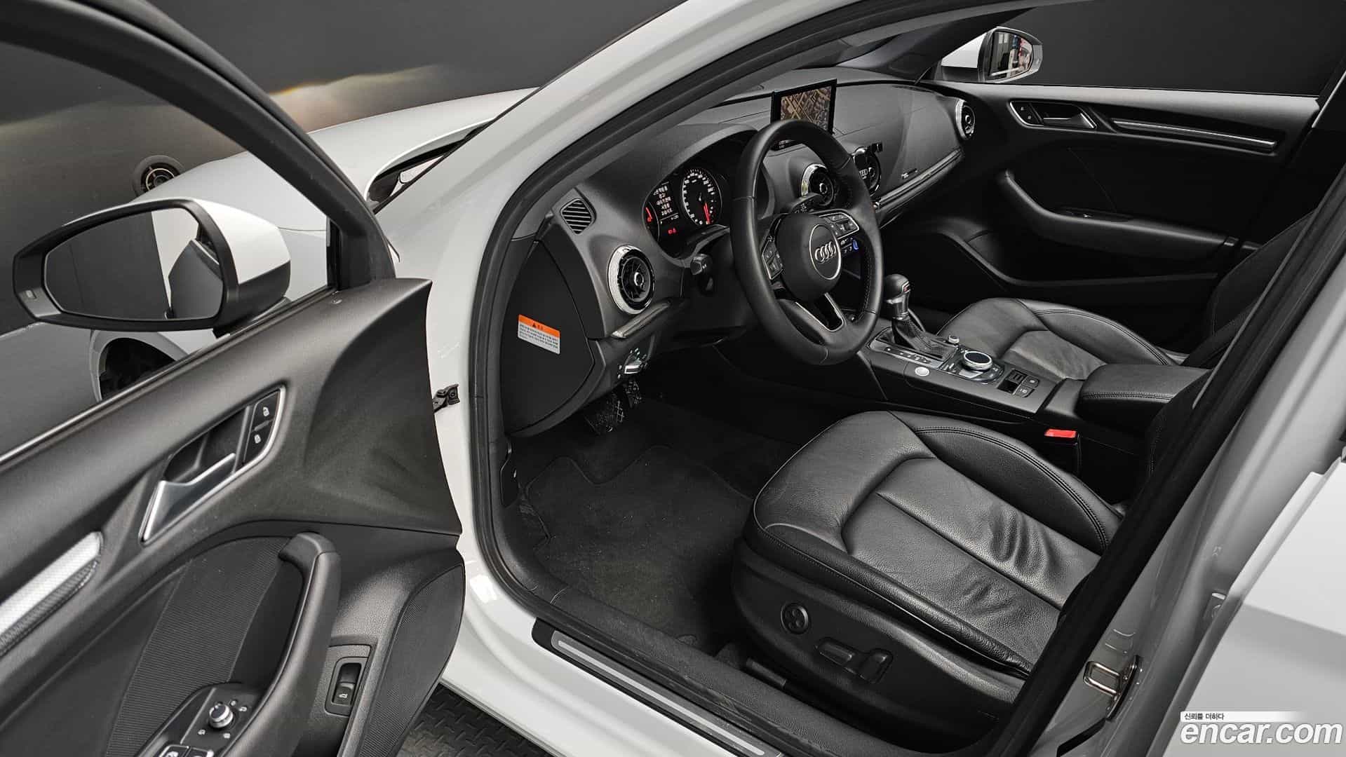 A3 Audi 2020.0-OPTION-015