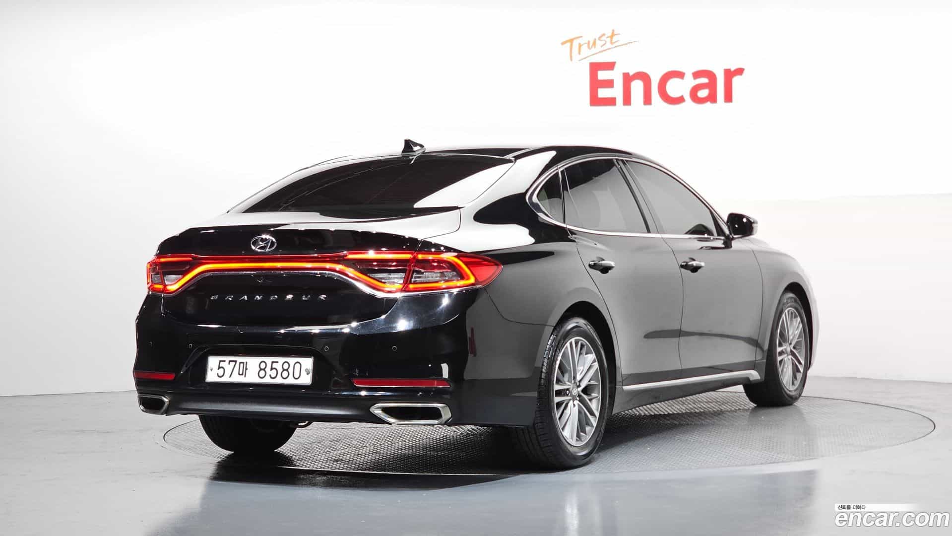 Grandeur Hyundai 2017.7-OUTER-002