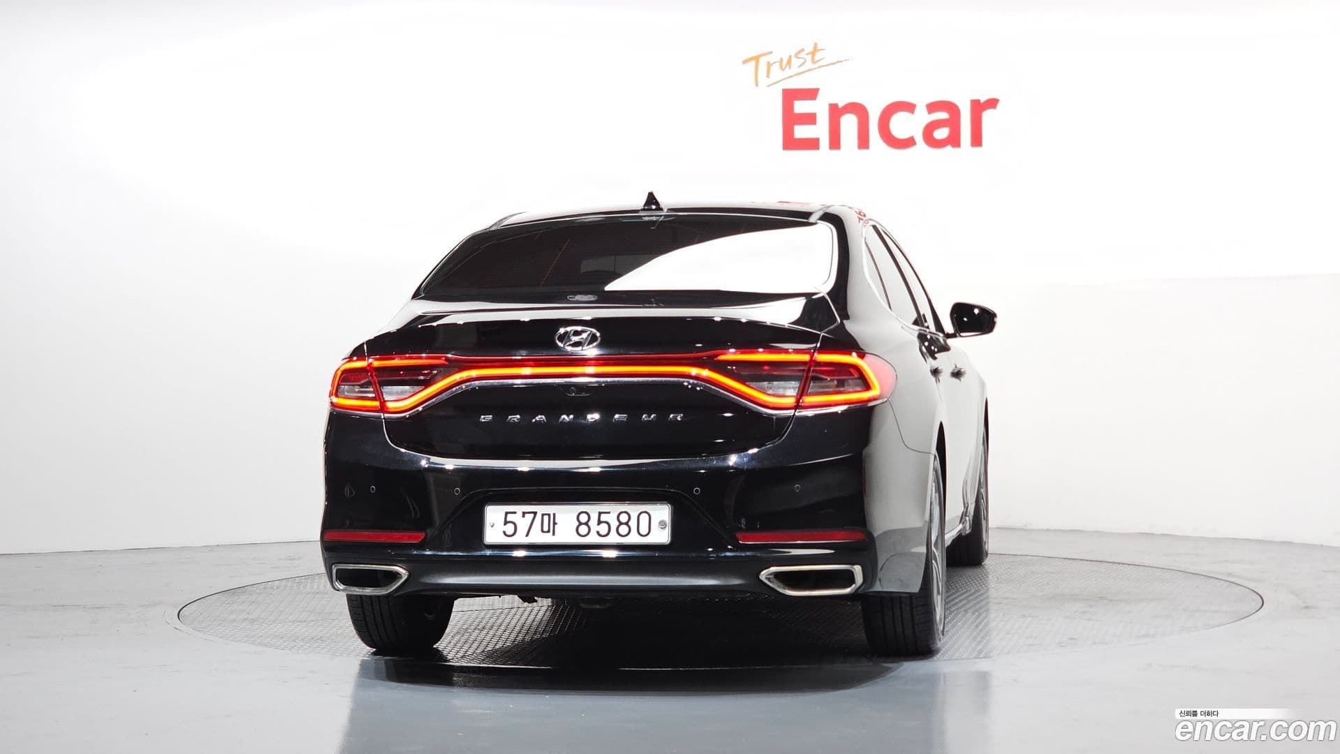 Main__Slider__Photo:Grandeur Hyundai 2017.7-3