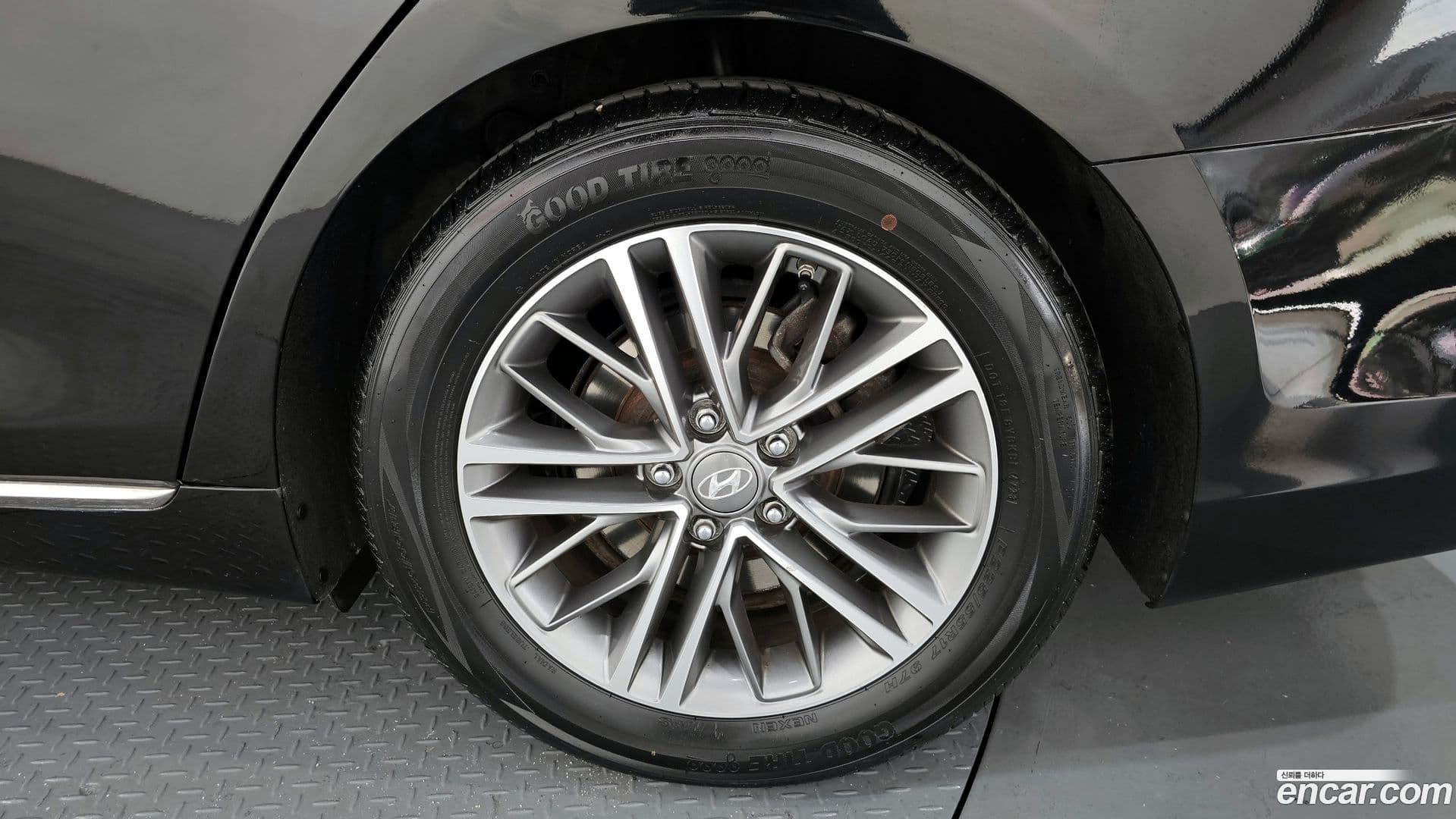 Main__Slider__Photo:Grandeur Hyundai 2017.7-4