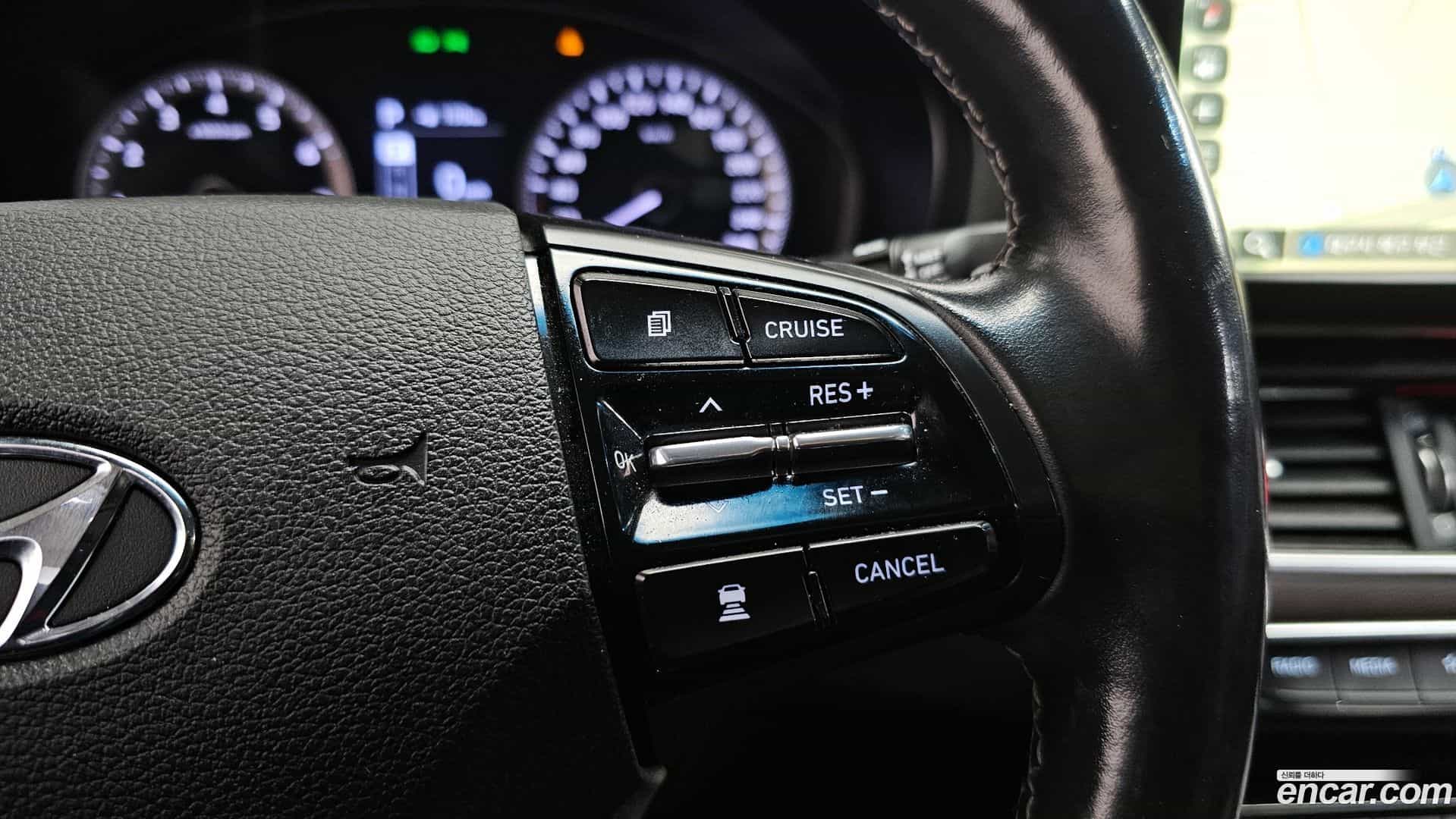 Grandeur Hyundai 2017.7-OPTION-024