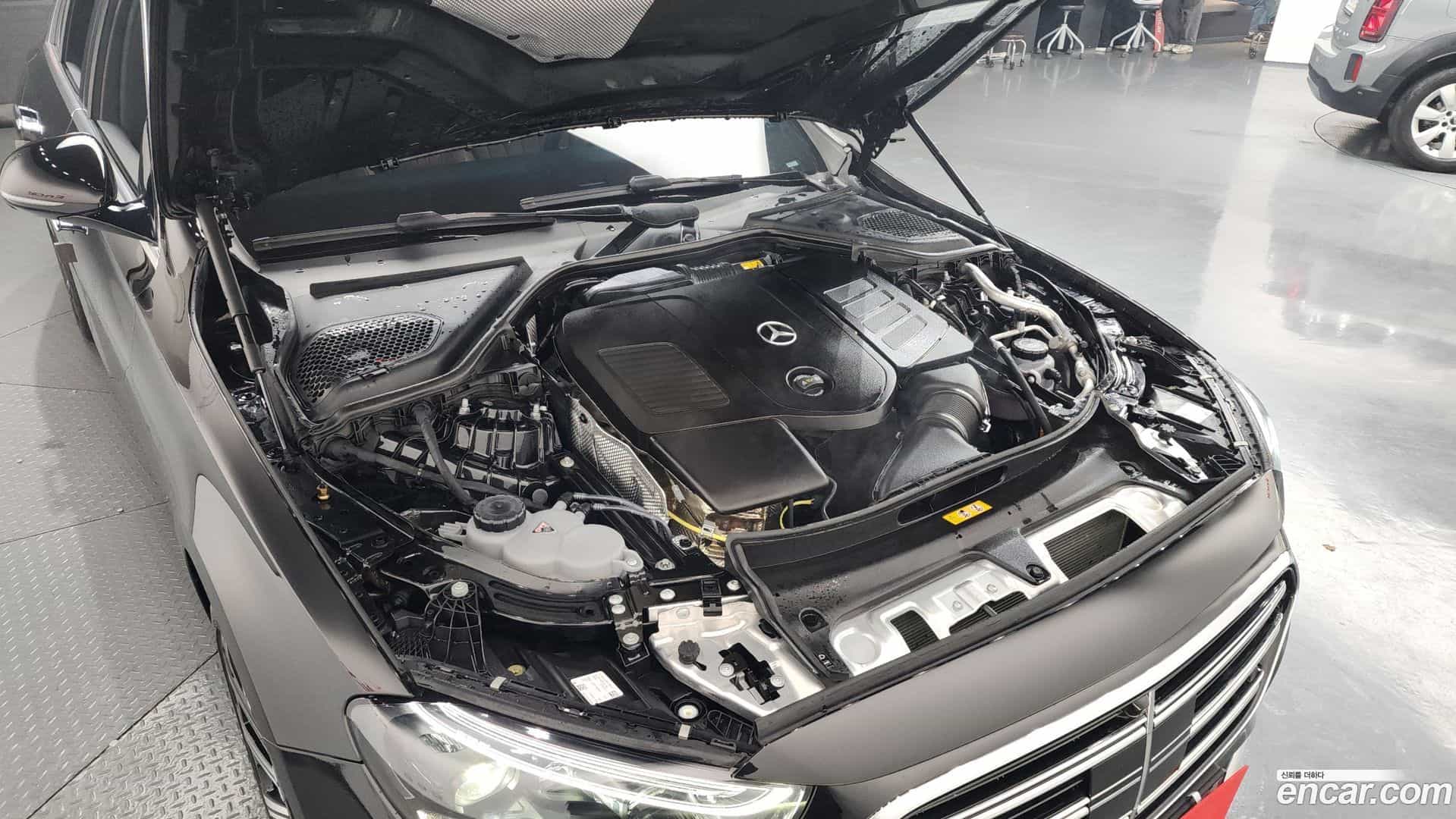 E-Class Mercedes-Benz 2024.5-INNER-006